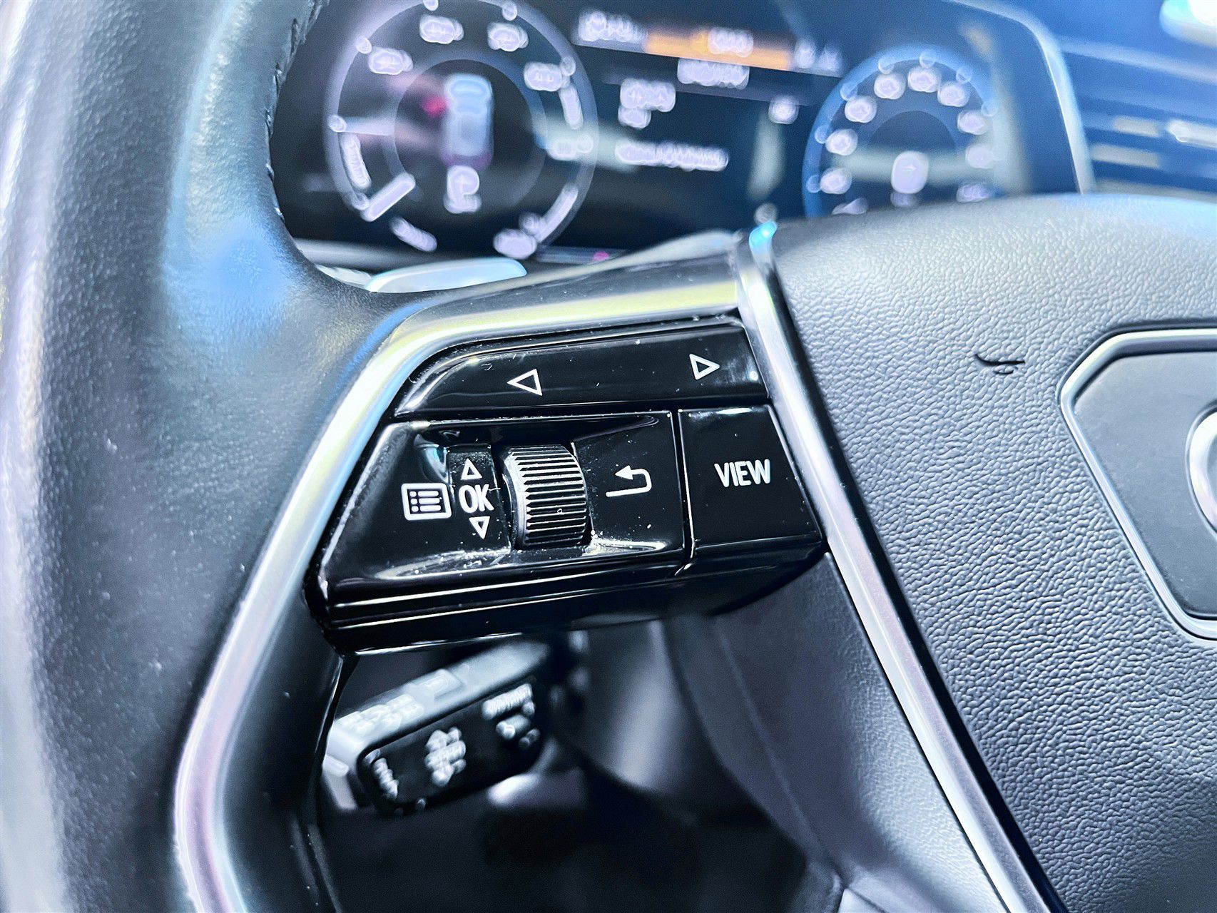 Billede af Audi E-tron 55 Advanced Quattro 408HK 5d Aut.