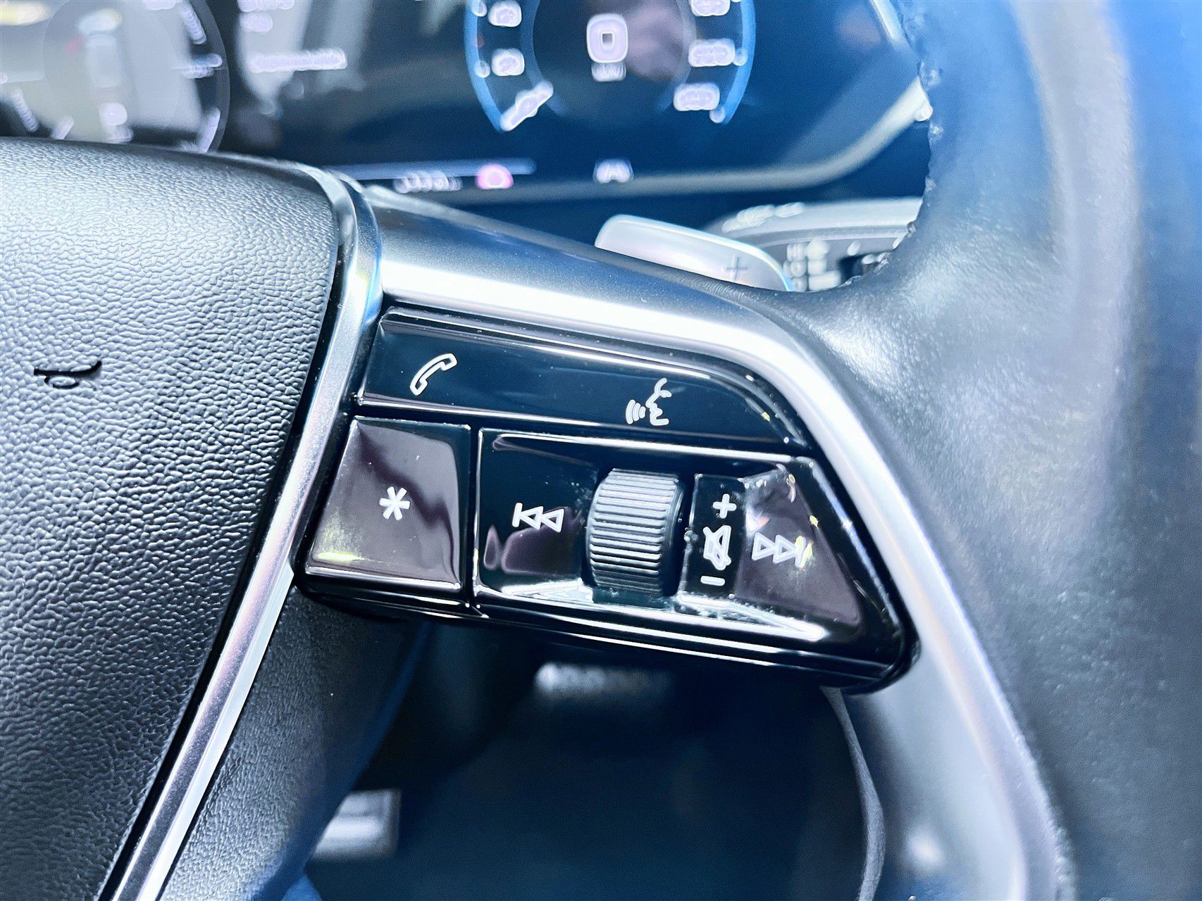 Billede af Audi E-tron 55 Advanced Quattro 408HK 5d Aut.