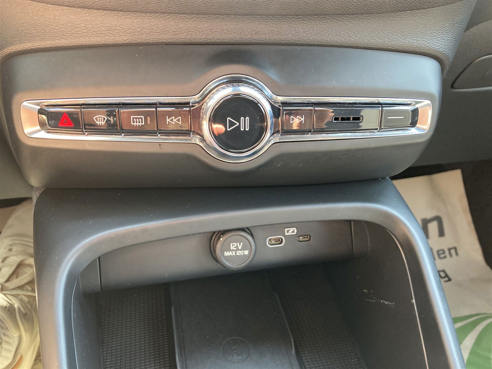 Billede af Volvo XC40 Recharge Extended Range Plus 252HK 5d Aut.