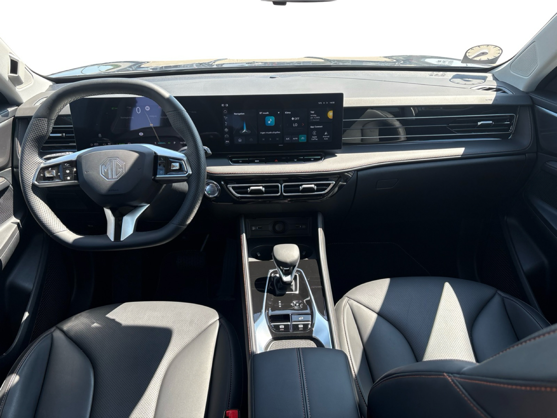 Billede af MG HS 1,5 T GDI  Plugin-hybrid Luxury 272HK 5d Aut.