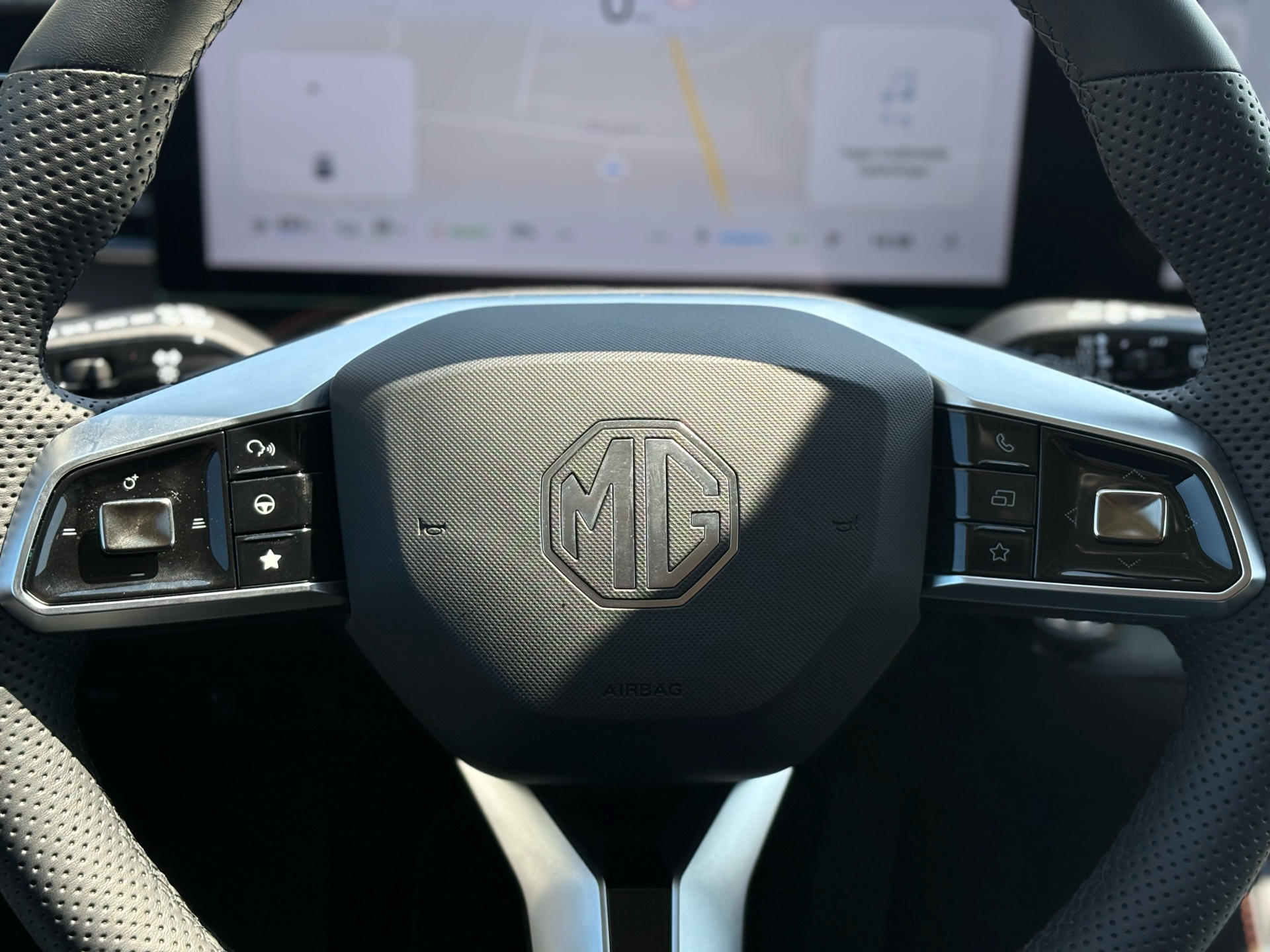 Billede af MG HS 1,5 T GDI  Plugin-hybrid Luxury 272HK 5d Aut.