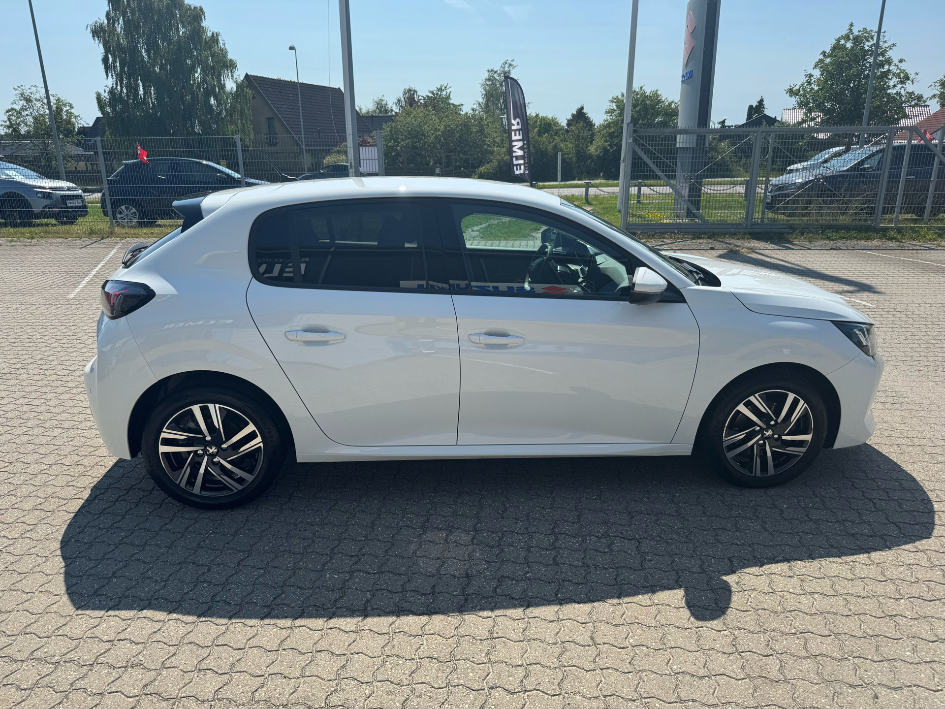 Billede af Peugeot 208 1,2 PureTech Platin Pack 100HK 5d 6g