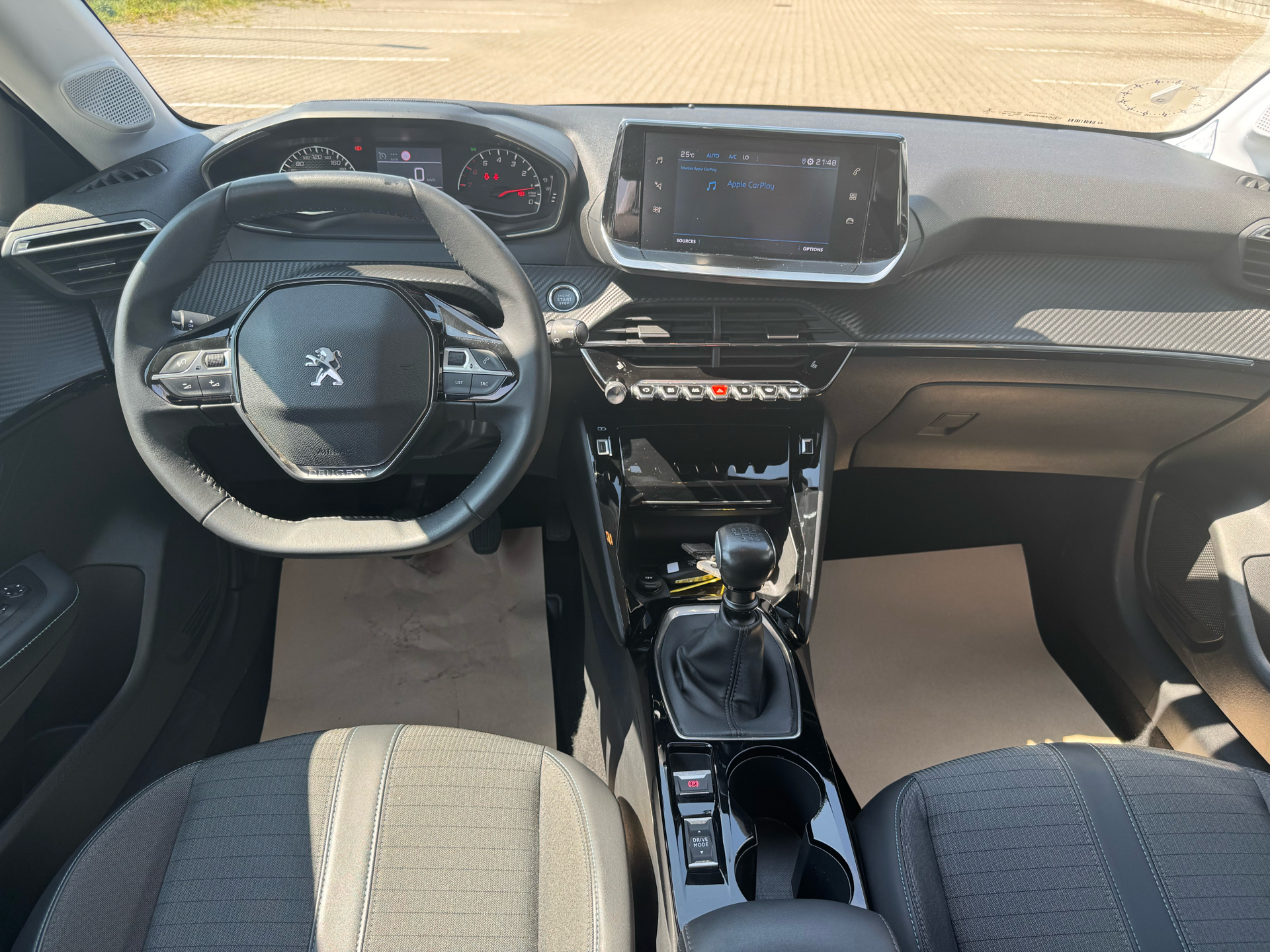 Billede af Peugeot 208 1,2 PureTech Platin Pack 100HK 5d 6g