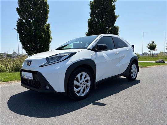 Toyota Aygo X 1,0 VVT-I Active 72HK 5d