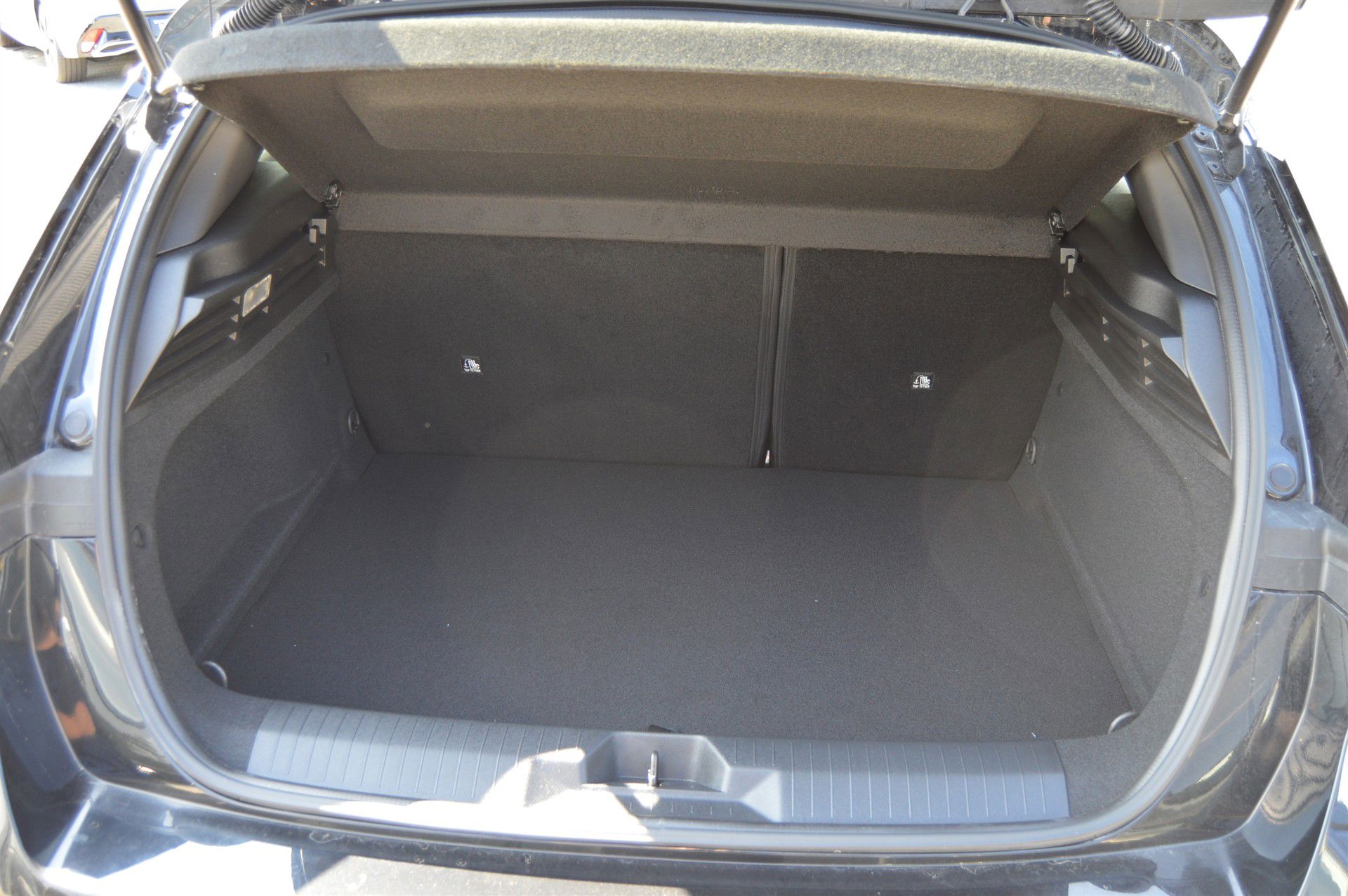 Billede af Opel Astra-e EL Edition 156HK 5d Aut.