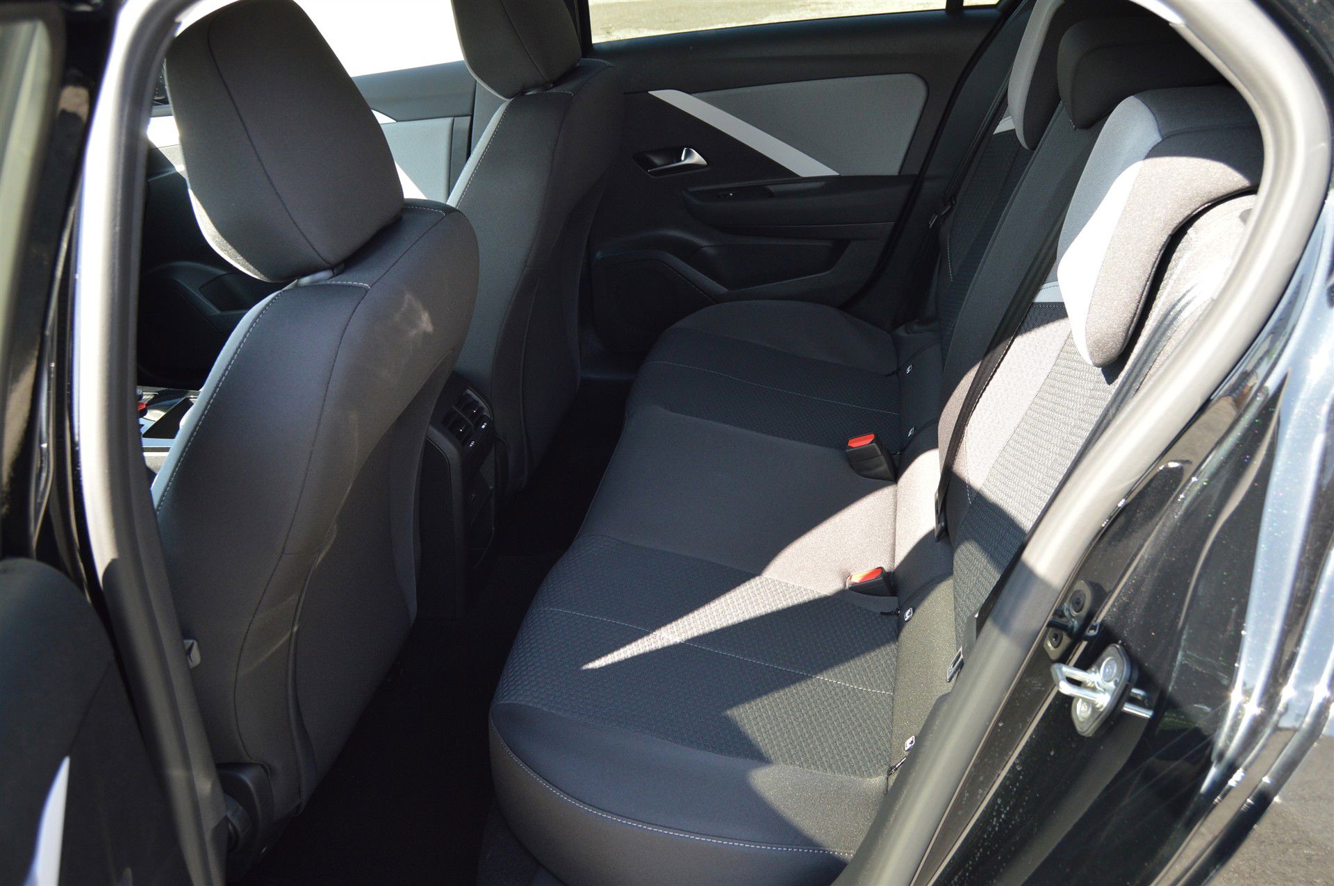 Billede af Opel Astra-e EL Edition 156HK 5d Aut.