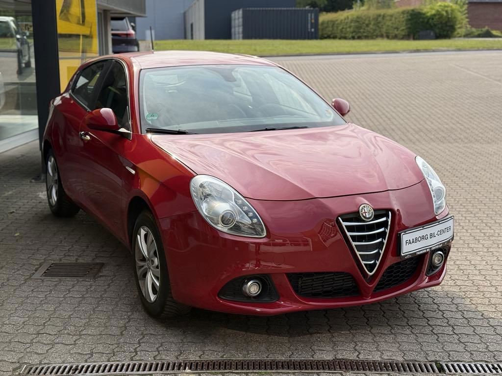 Billede af Alfa Romeo Giulietta 1,4 TBI 16V Distinctive 120HK 5d 6g