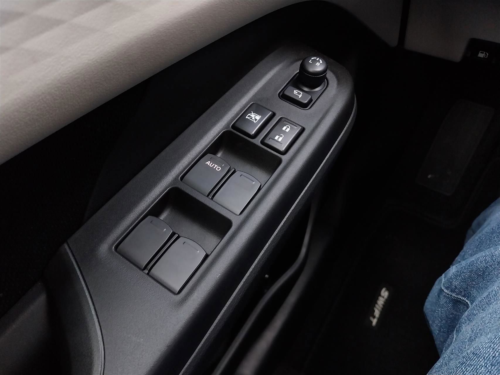 Billede af Suzuki Swift 1,2 Desire 82HK 5d