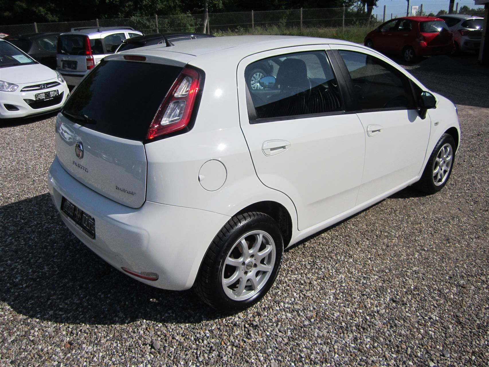 Billede af Fiat Punto 0,9 TwinAir Easy Start & Stop 85HK 5d