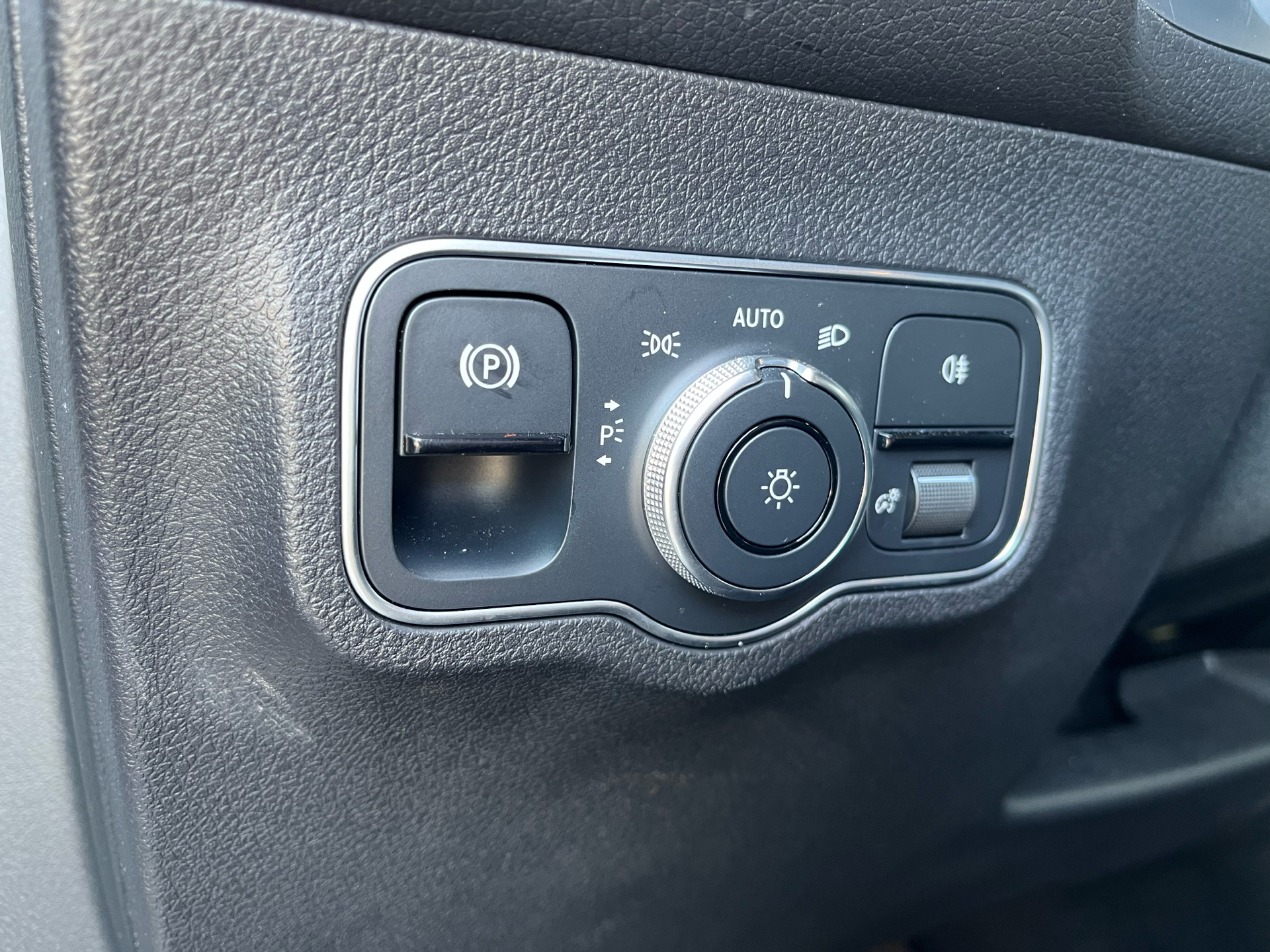 Billede af Mercedes-Benz EQB 250+ EL 190HK 5d Aut.