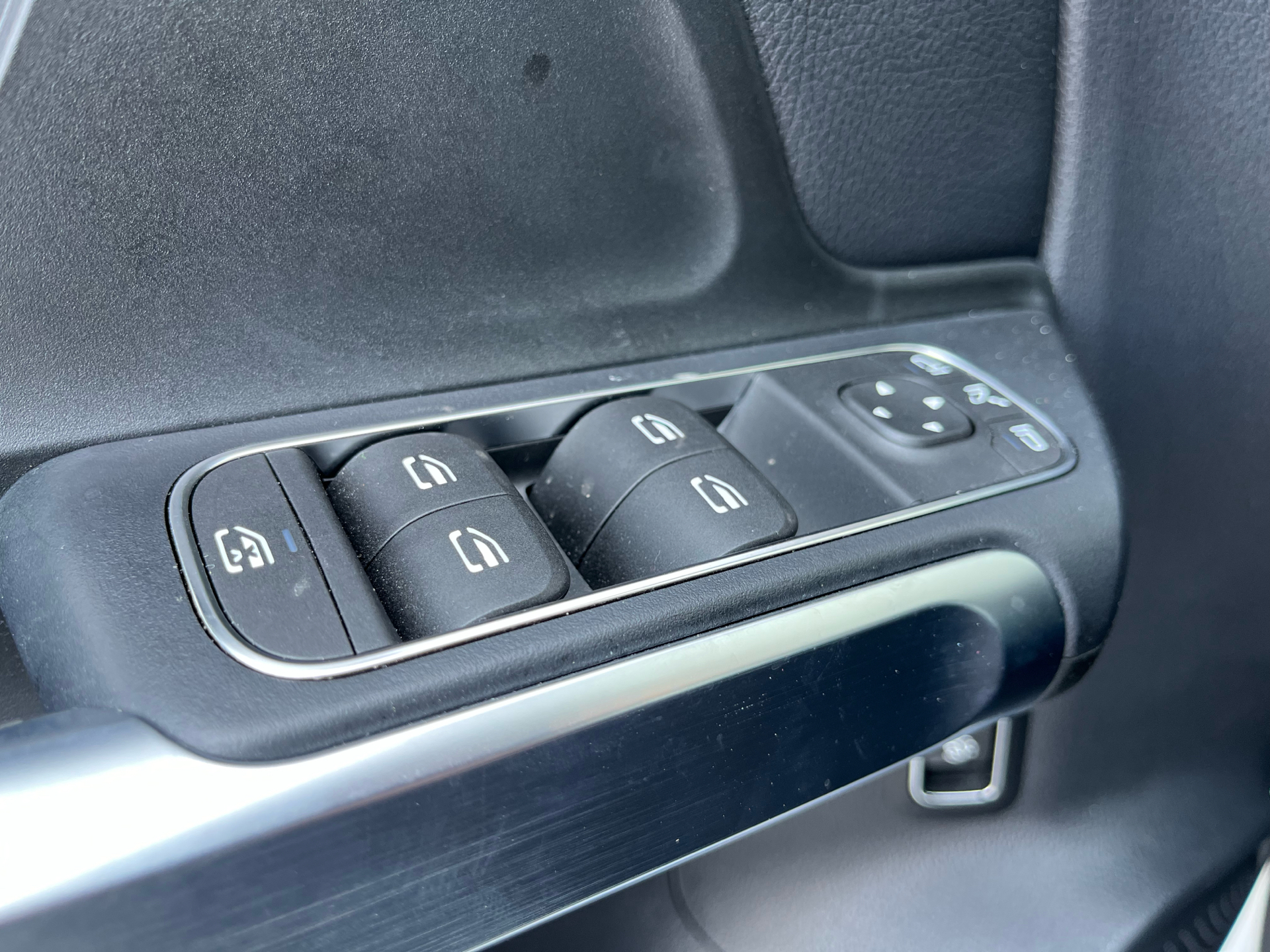 Billede af Mercedes-Benz EQB 250+ EL 190HK 5d Aut.