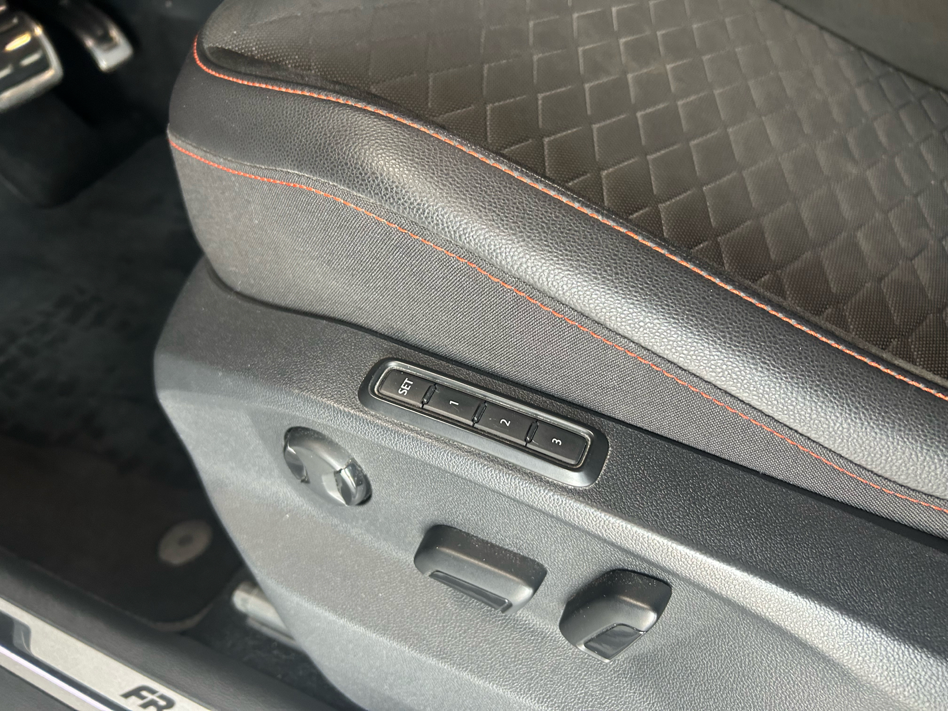 Billede af Seat Tarraco 1,4 TSI  Plugin-hybrid FR DSG 245HK 5d 6g Aut.
