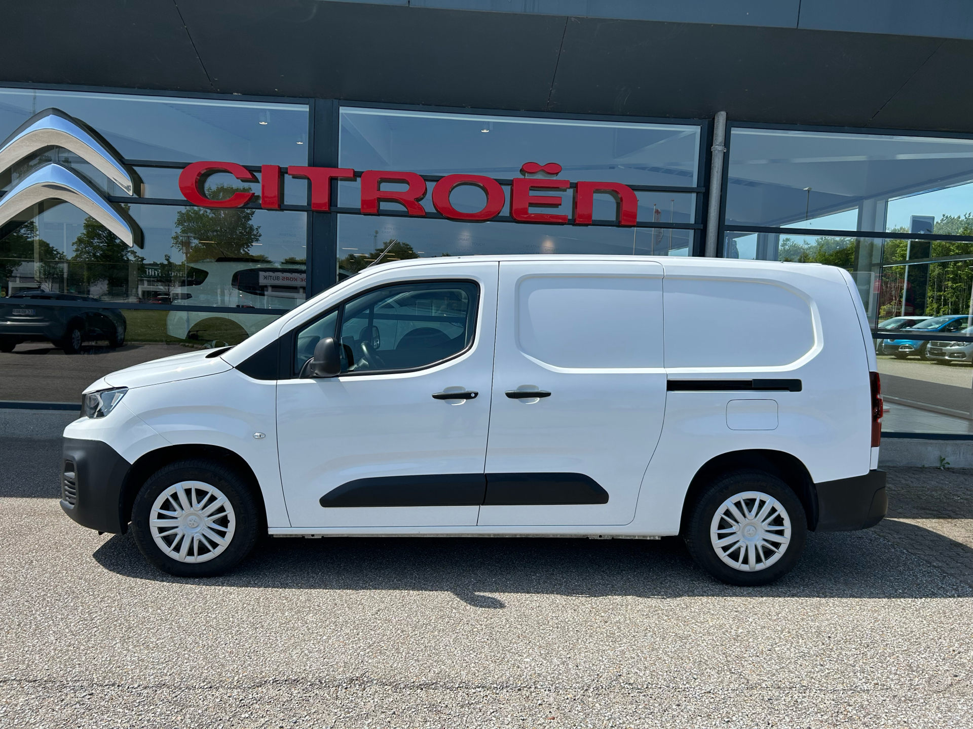 Billede af Peugeot Partner L2 V2 1,5 BlueHDi Plus Pro WP 100HK Van