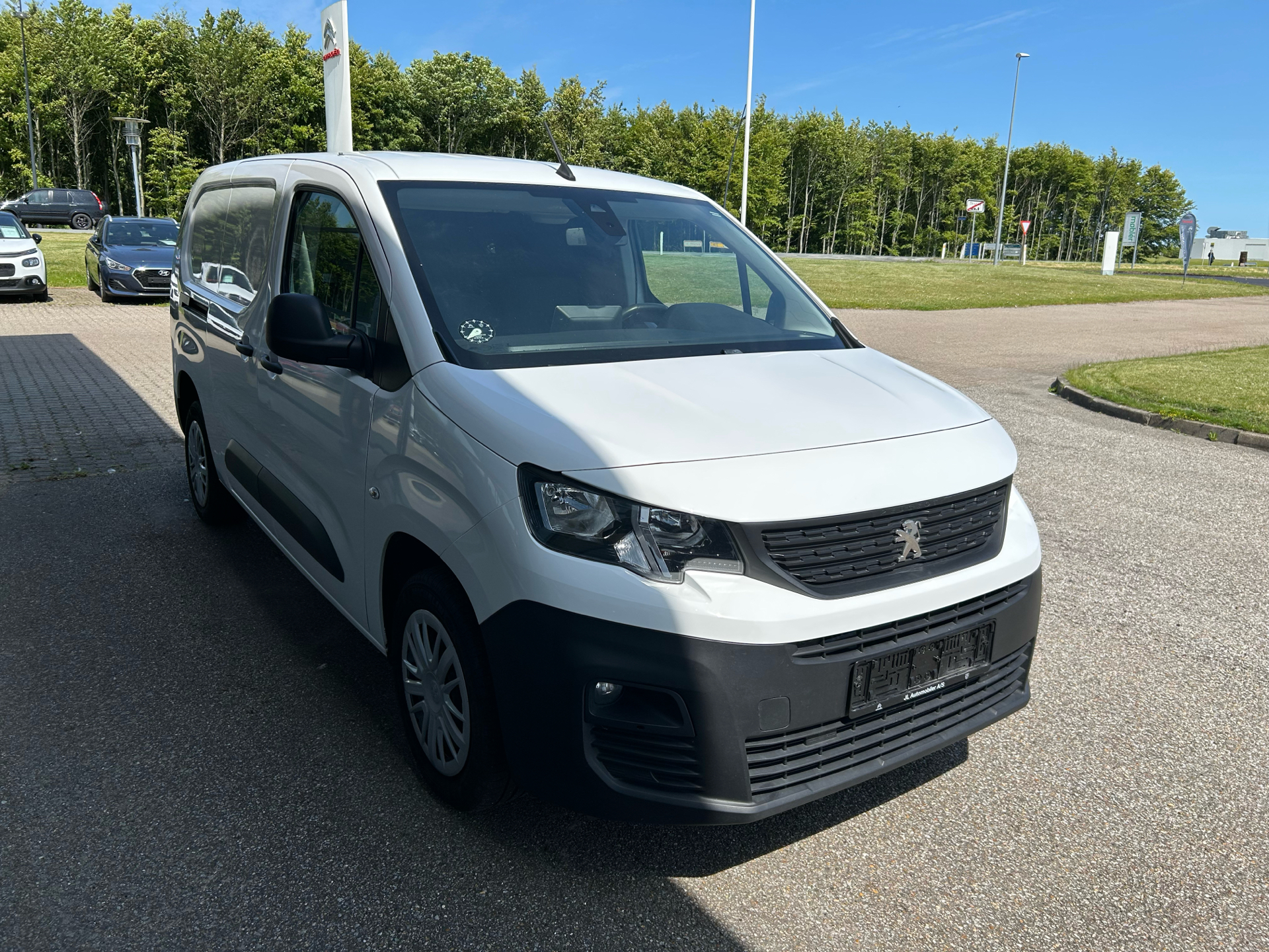 Billede af Peugeot Partner L2 V2 1,5 BlueHDi Plus Pro WP 100HK Van