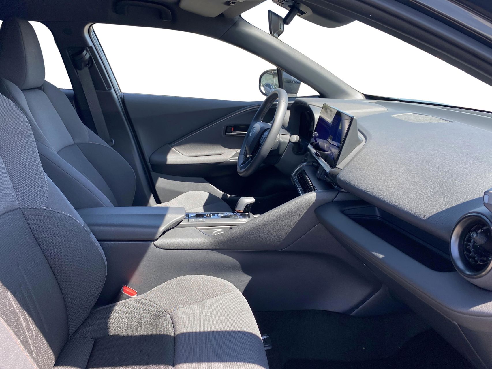 Billede af Toyota C-HR 2,0 Plugin-hybrid Style Smart E-CVT 223HK 5d Trinl. Gear