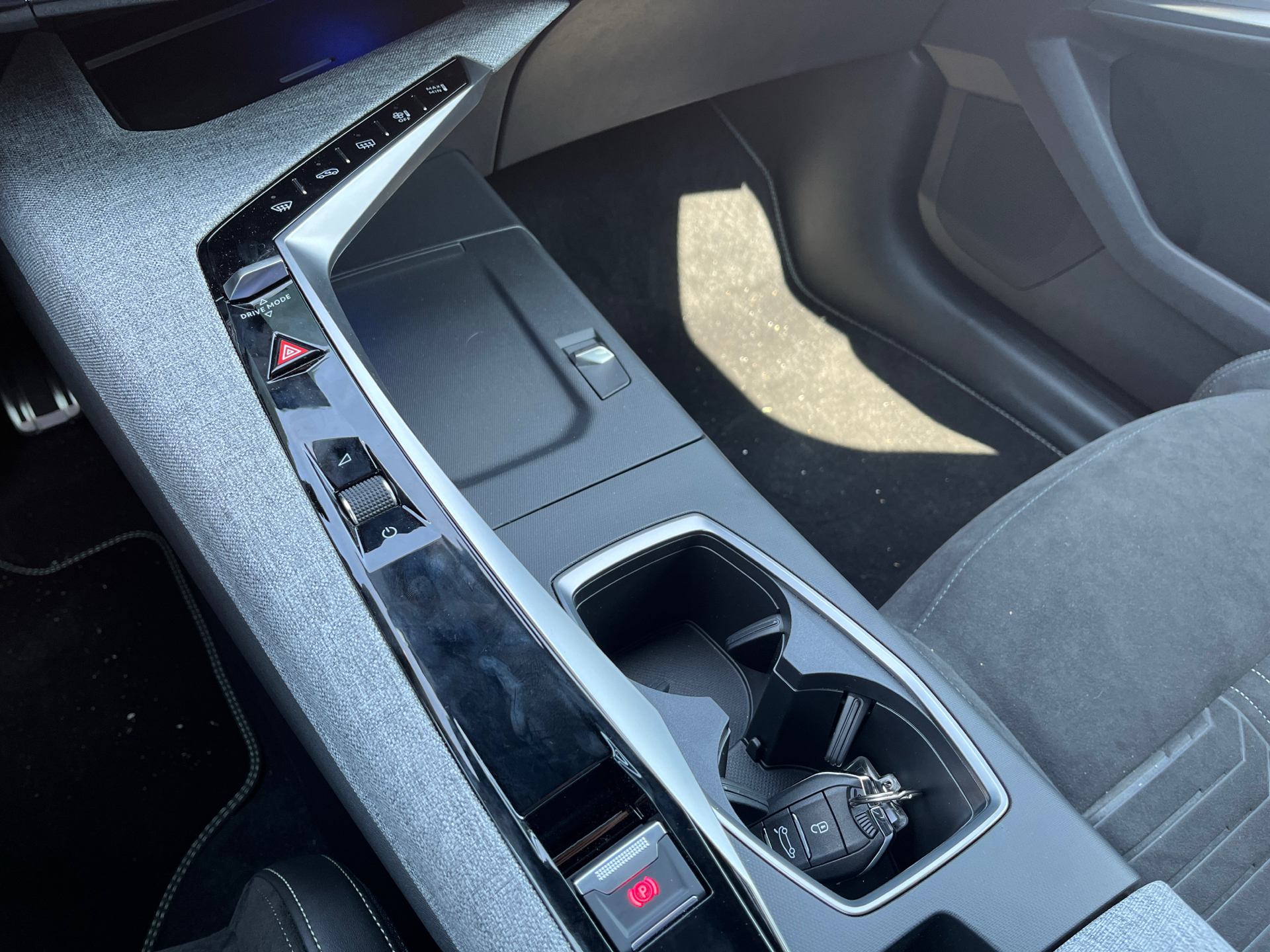 Billede af Peugeot e-5008 EL GT Pack 210HK 5d Aut.