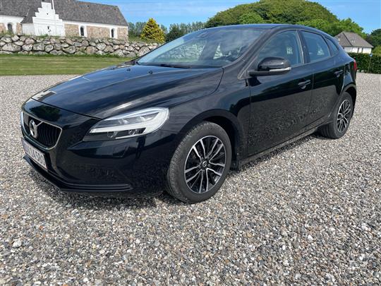 Volvo V40 2,0 D2 Momentum 120HK 5d 6g