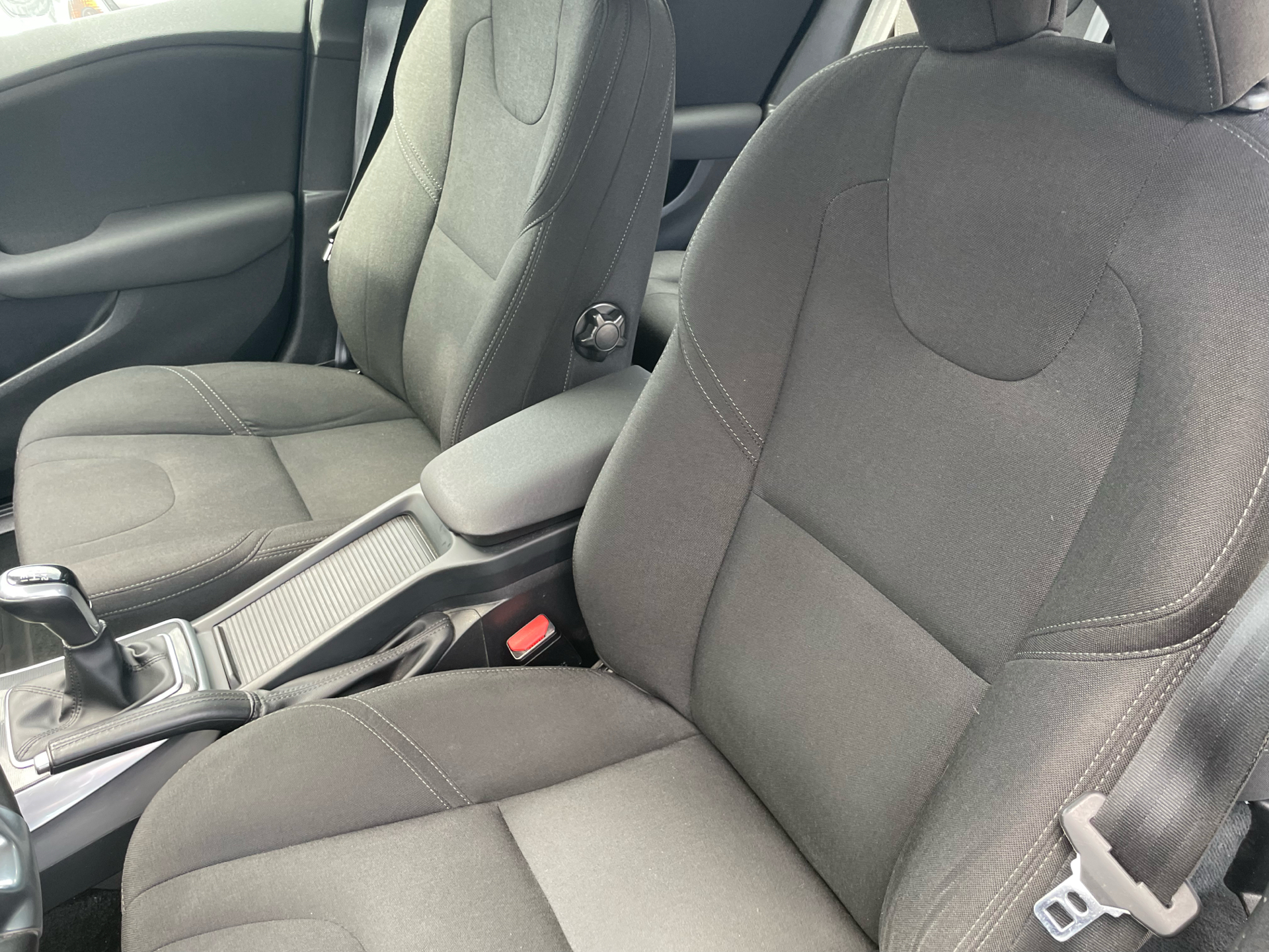 Billede af Volvo V40 2,0 D2 Momentum 120HK 5d 6g