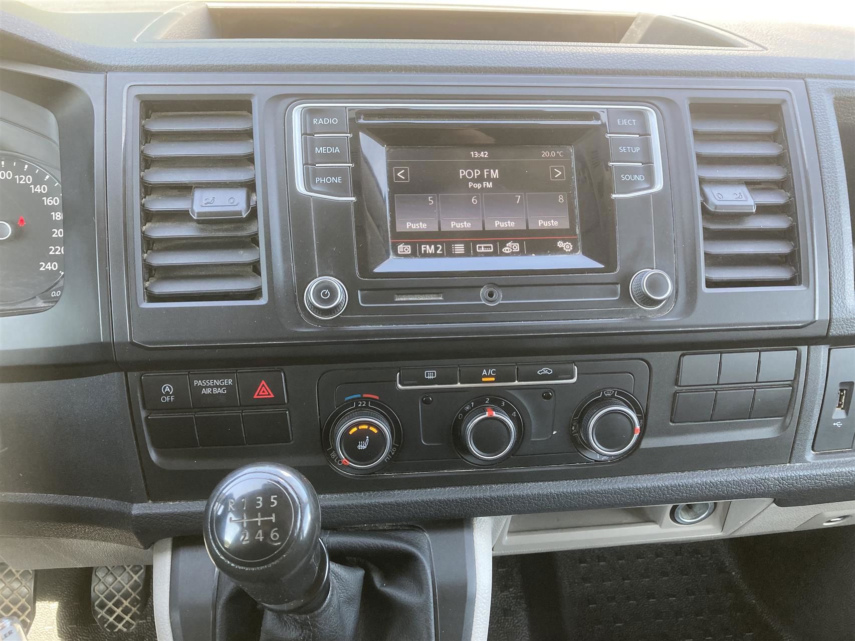 Billede af VW Transporter Lang 2,0 TDI BMT m/alulad 140HK DobKab 6g