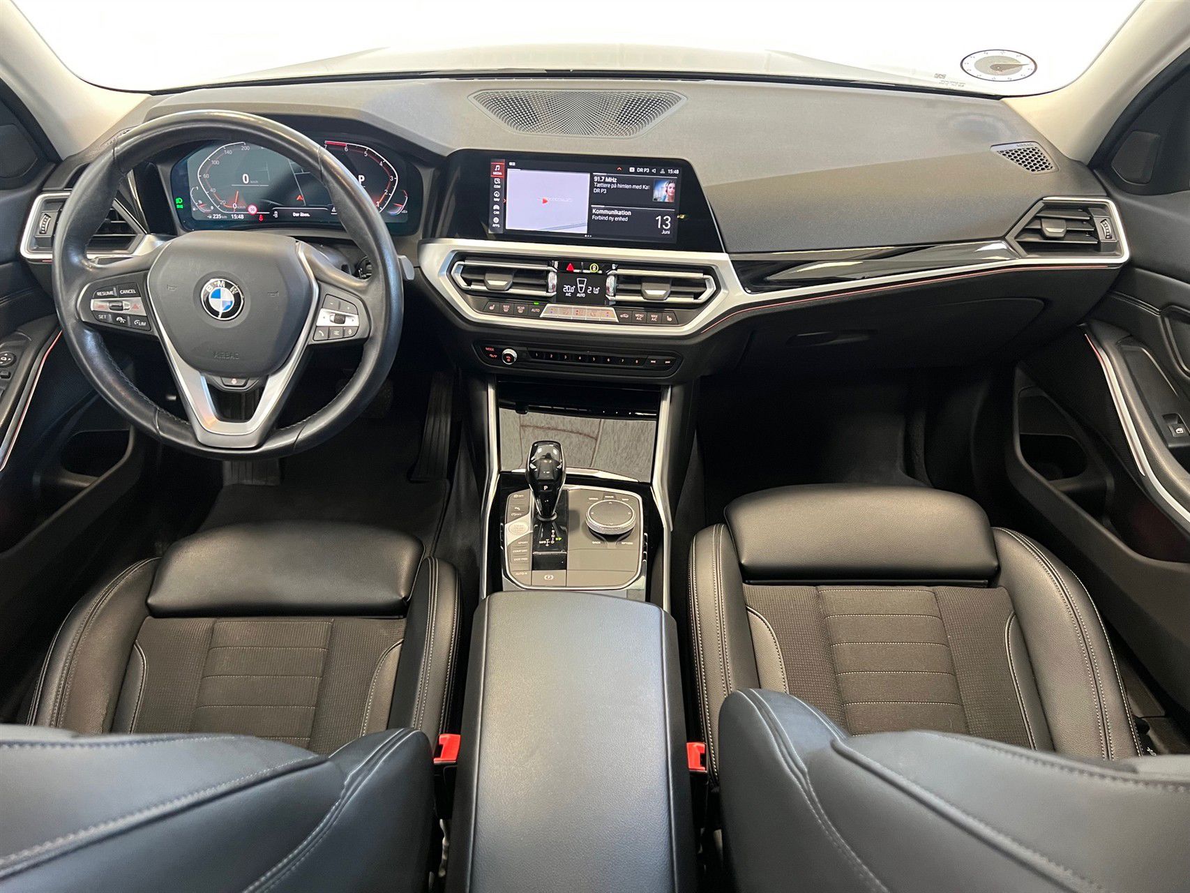 Billede af BMW 330i 2,0 Sport Line 258HK 8g Aut.