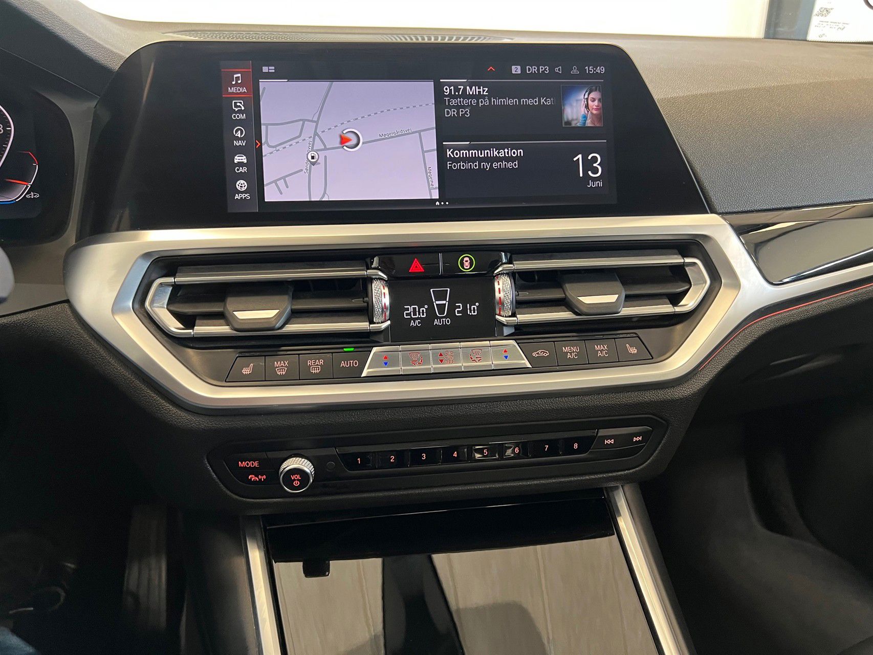 Billede af BMW 330i 2,0 Sport Line 258HK 8g Aut.