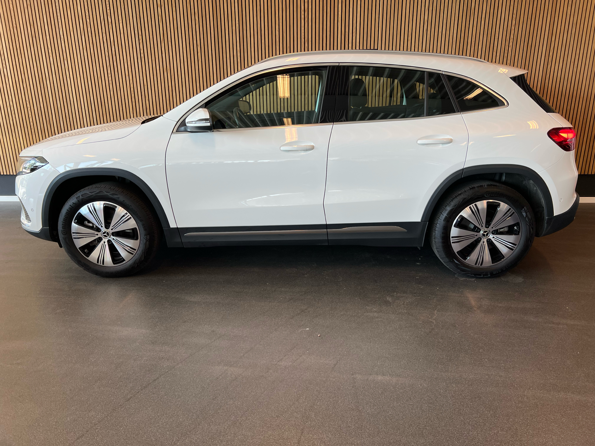 Billede af Mercedes-Benz EQA 250 EL Progressive 190HK 5d Aut.