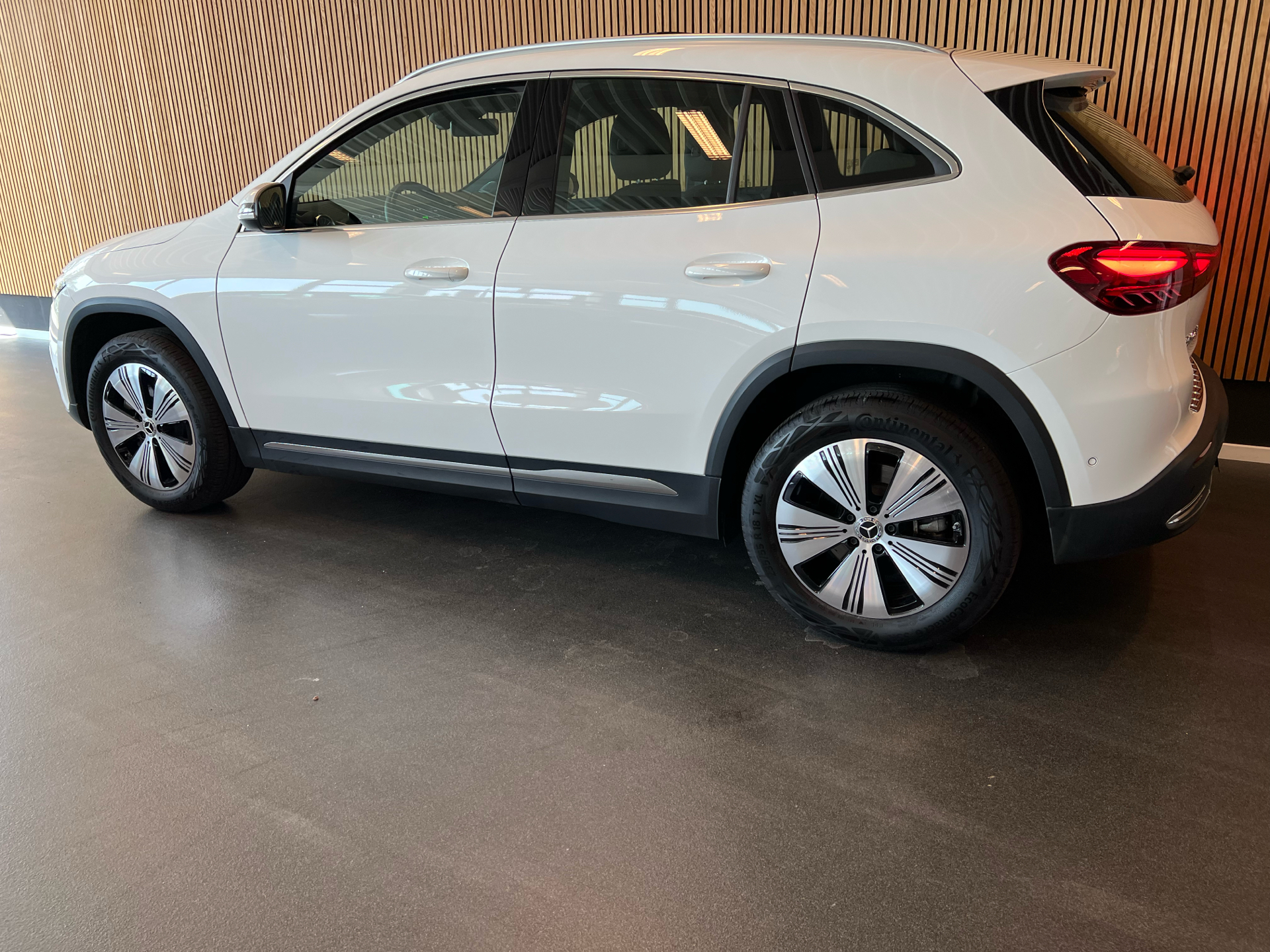 Billede af Mercedes-Benz EQA 250 EL Progressive 190HK 5d Aut.