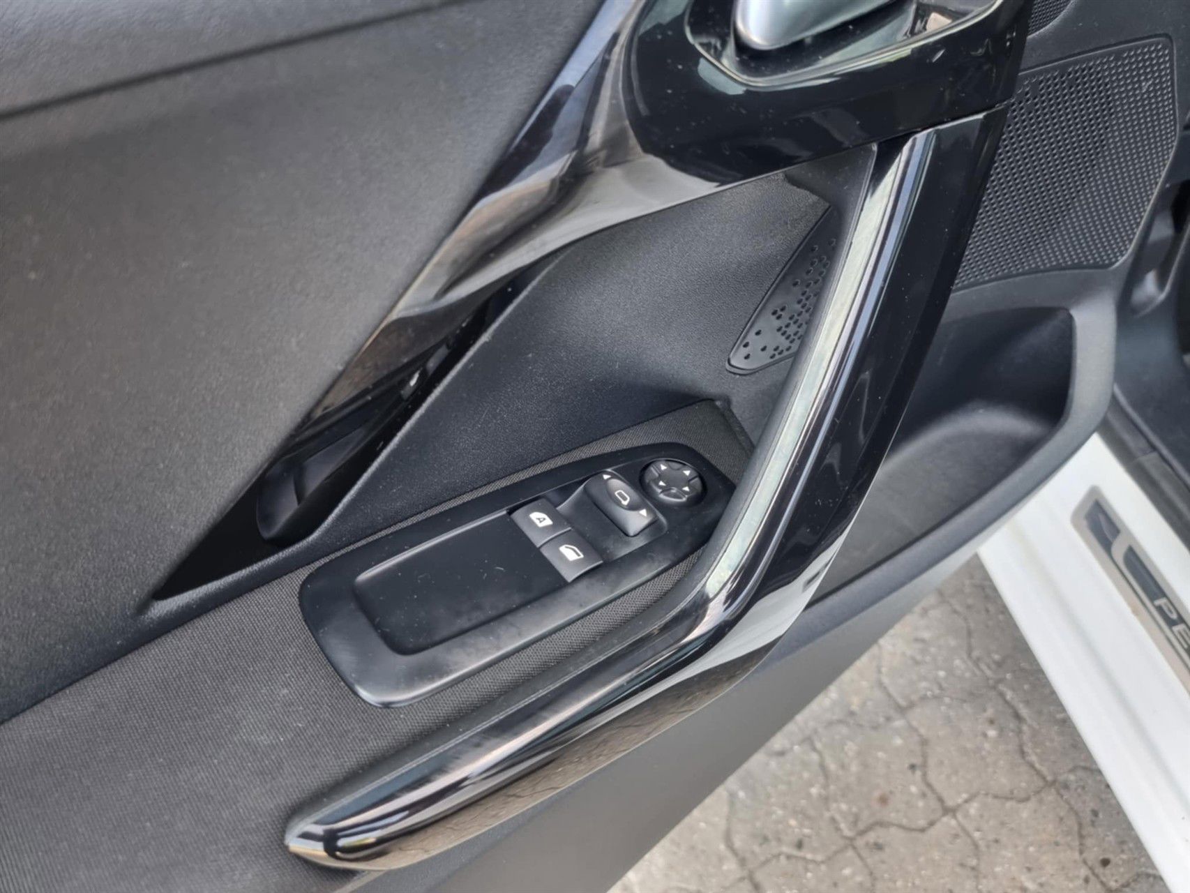 Billede af Peugeot 208 1,6 BlueHDi More+ 100HK 5d