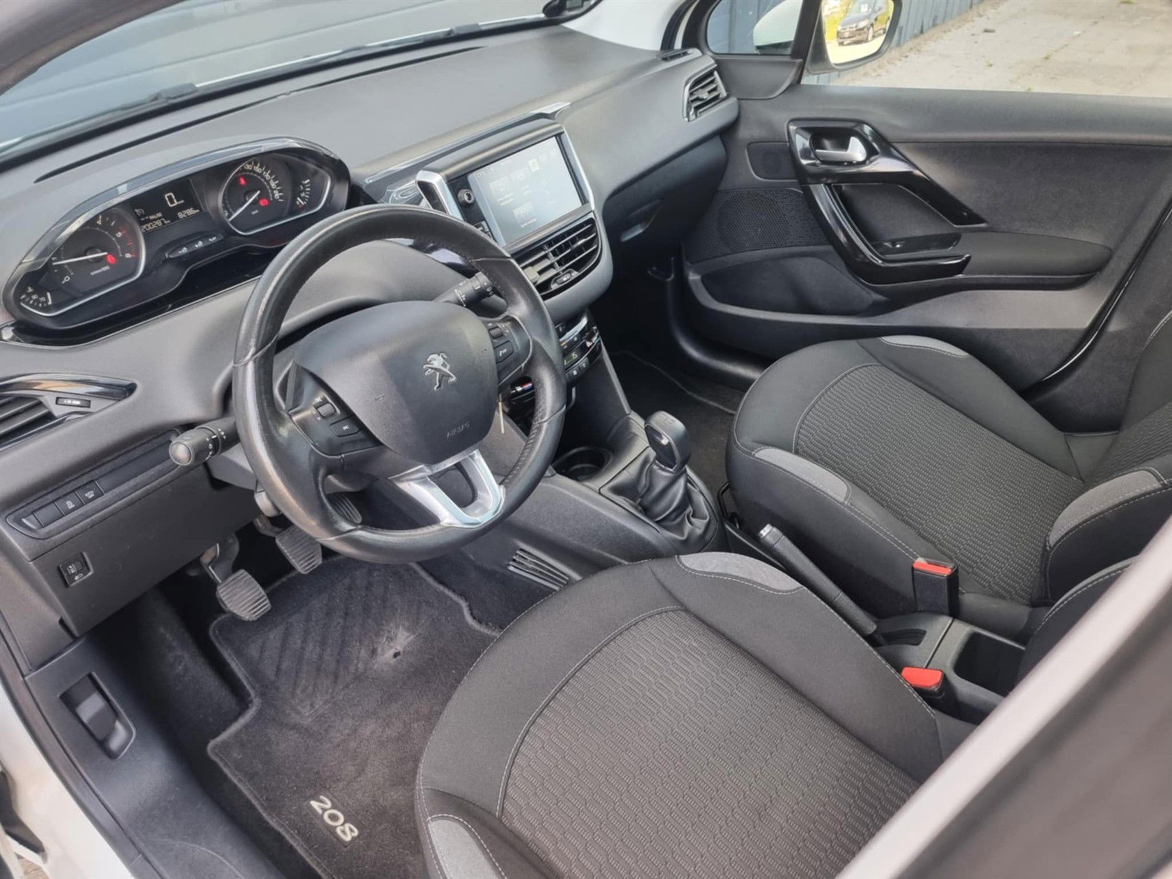 Billede af Peugeot 208 1,6 BlueHDi More+ 100HK 5d