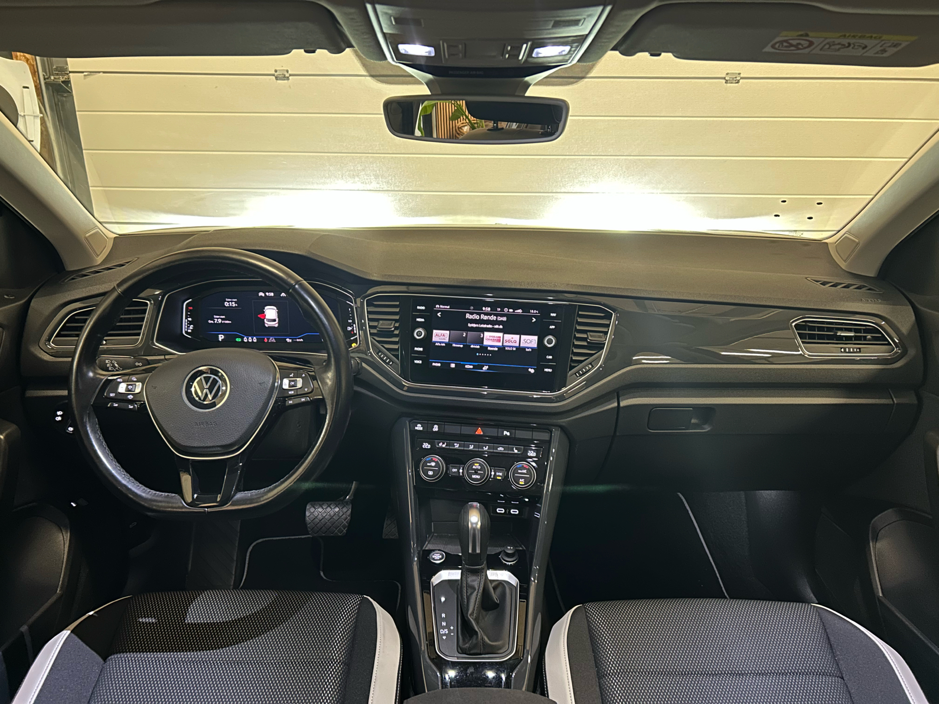 Billede af VW T-Roc 1,5 TSI ACT Sport Team DSG 150HK 5d 7g Aut.