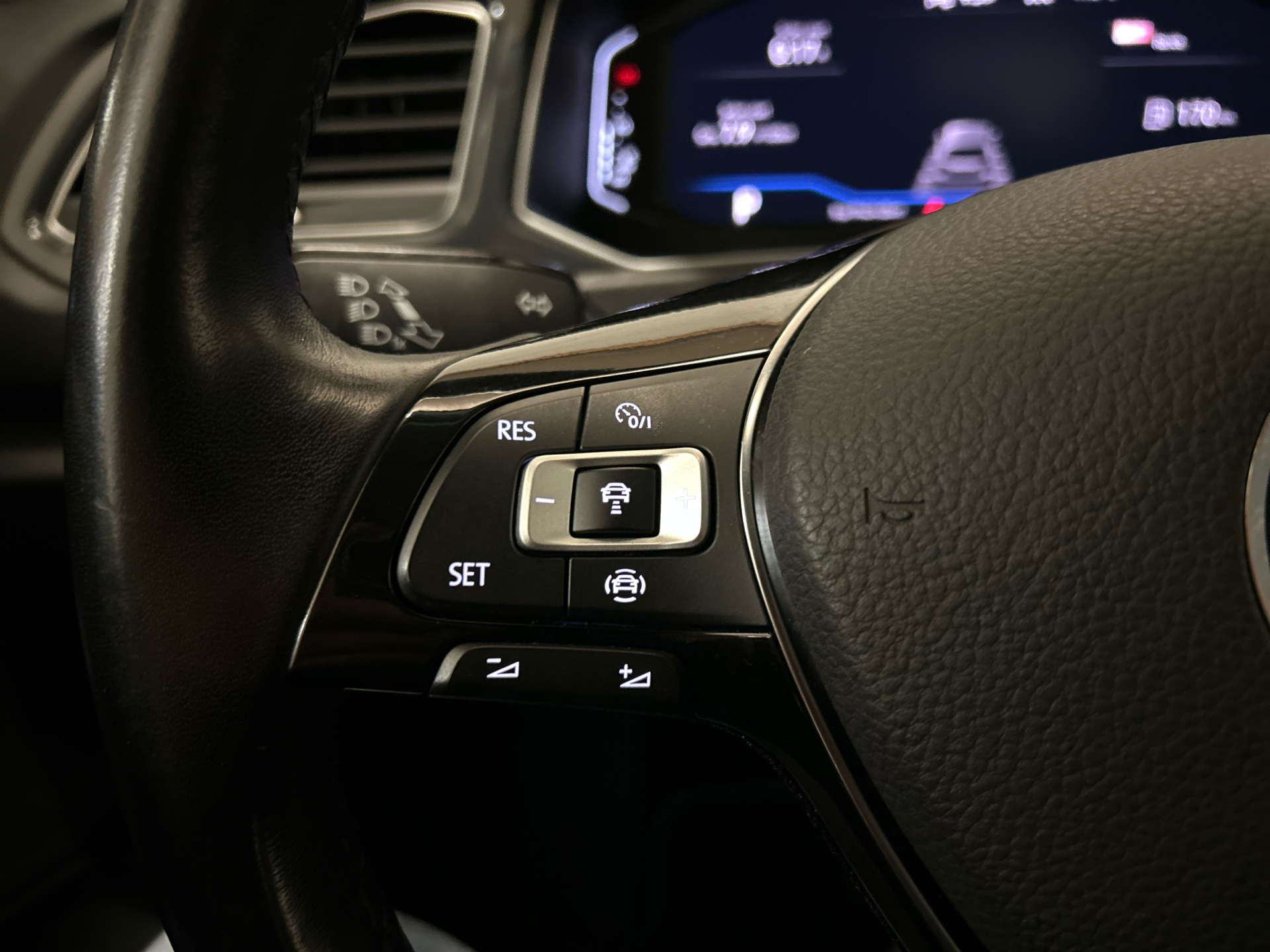 Billede af VW T-Roc 1,5 TSI ACT Sport Team DSG 150HK 5d 7g Aut.