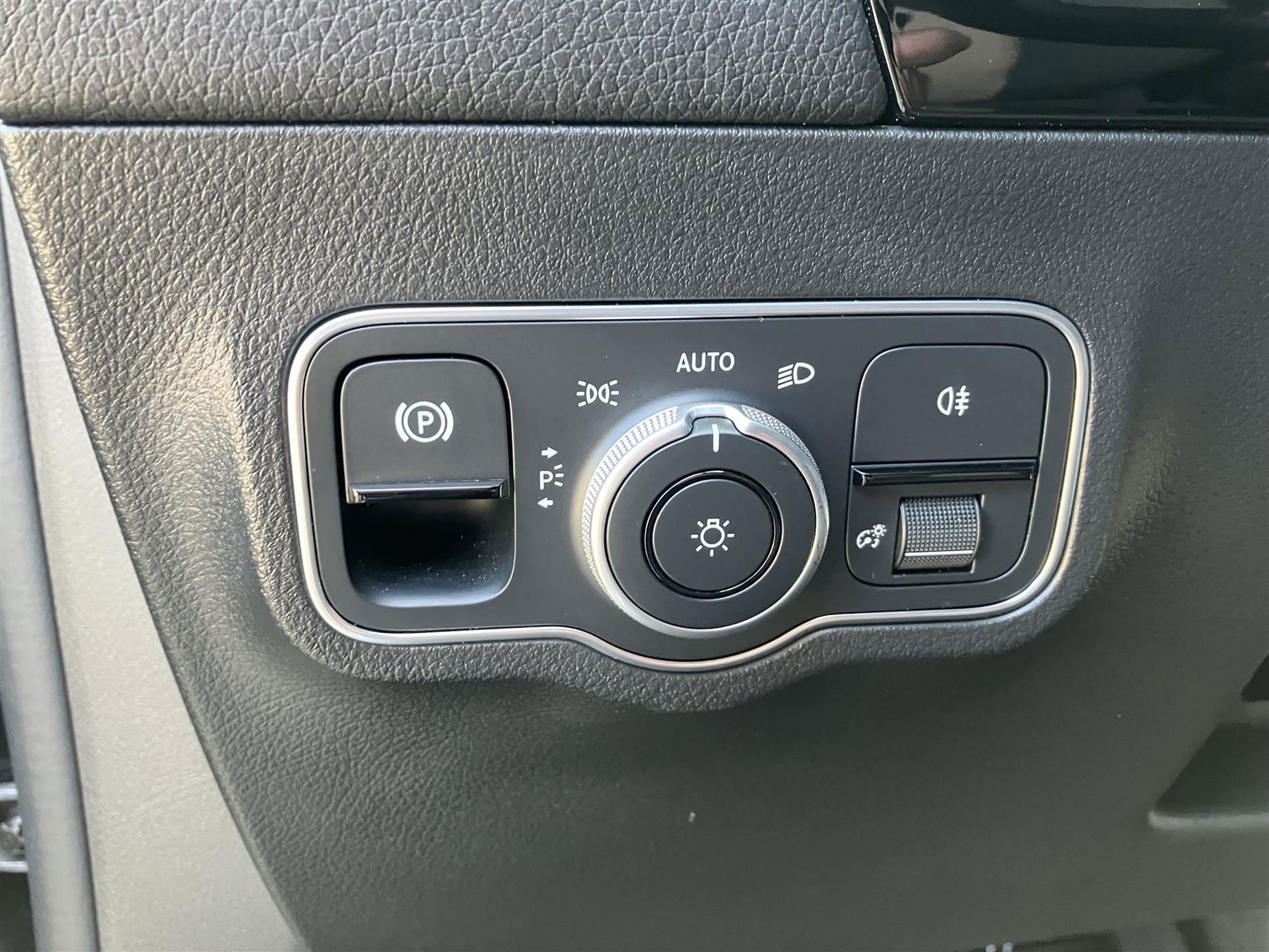 Billede af Mercedes-Benz EQA 250 EL 190HK 5d Aut.