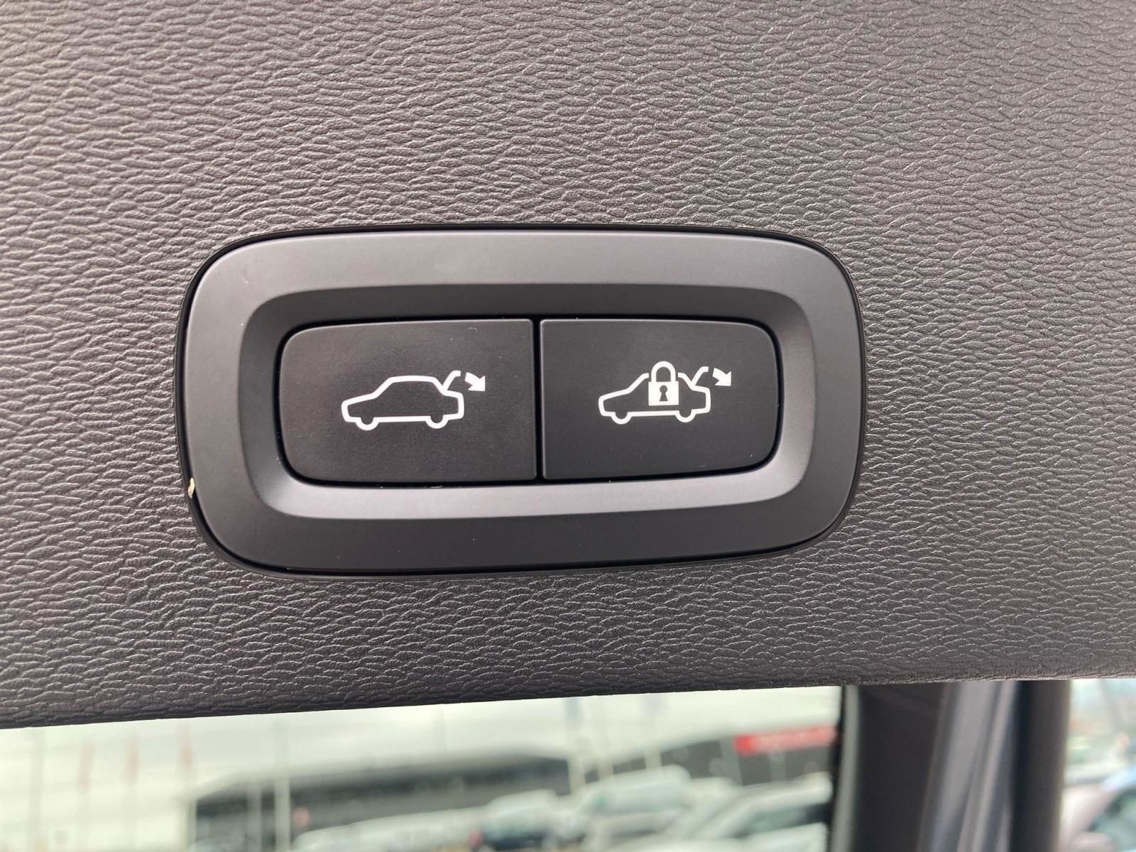 Billede af Volvo C40 P8 Recharge Twin Ultimate AWD 408HK 4d Aut.