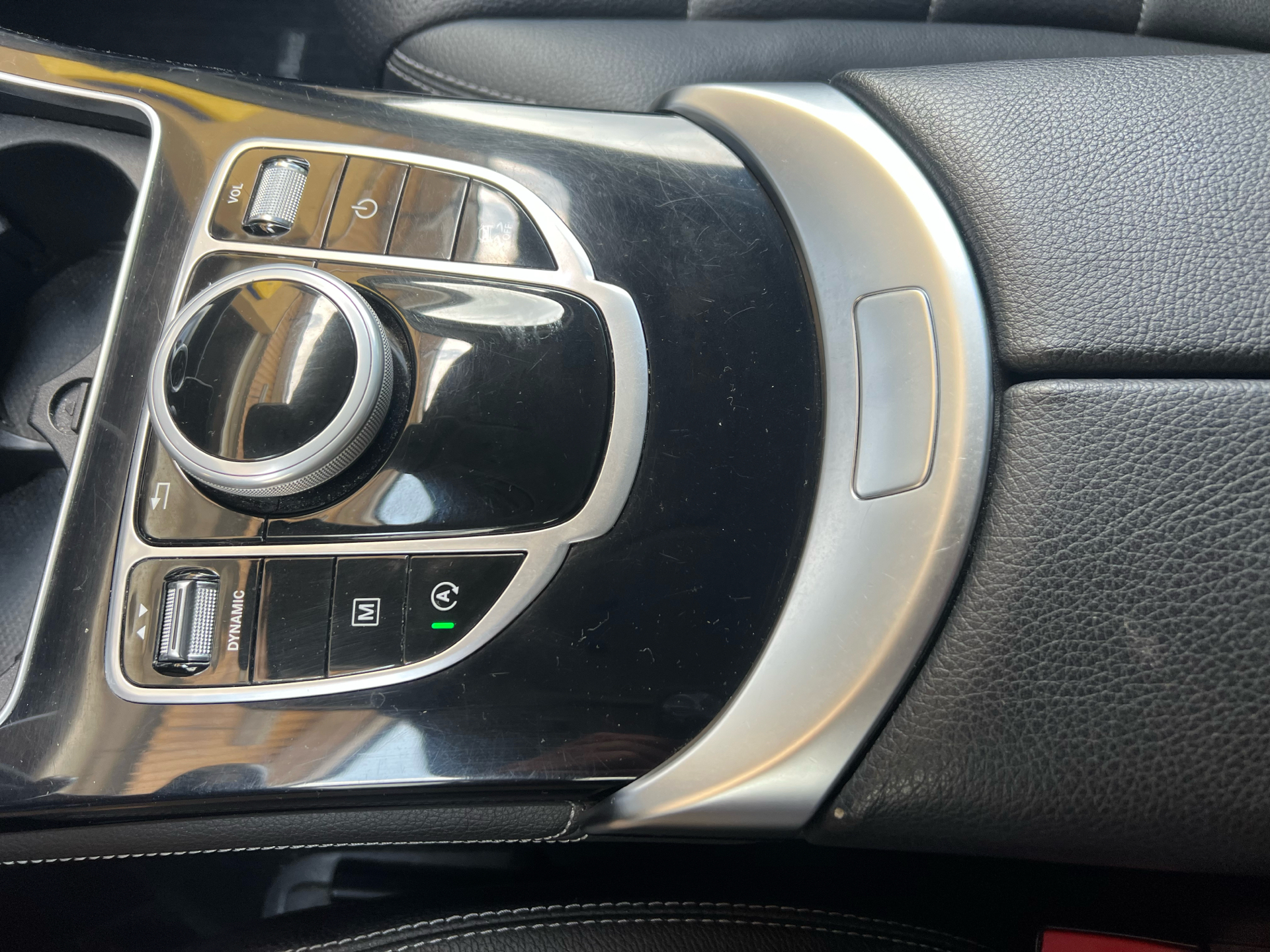 Billede af Mercedes-Benz GLC250 d 2,1 D 4Matic 9G-Tronic 204HK Van 9g Aut.
