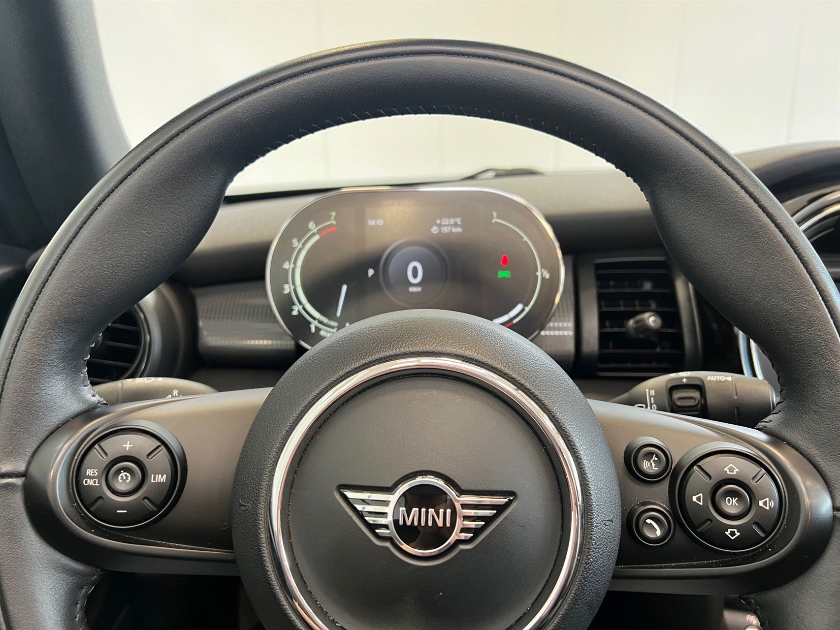 Billede af Mini Cooper 1,5 Essential Steptronic 136HK Cabr. 7g Aut.