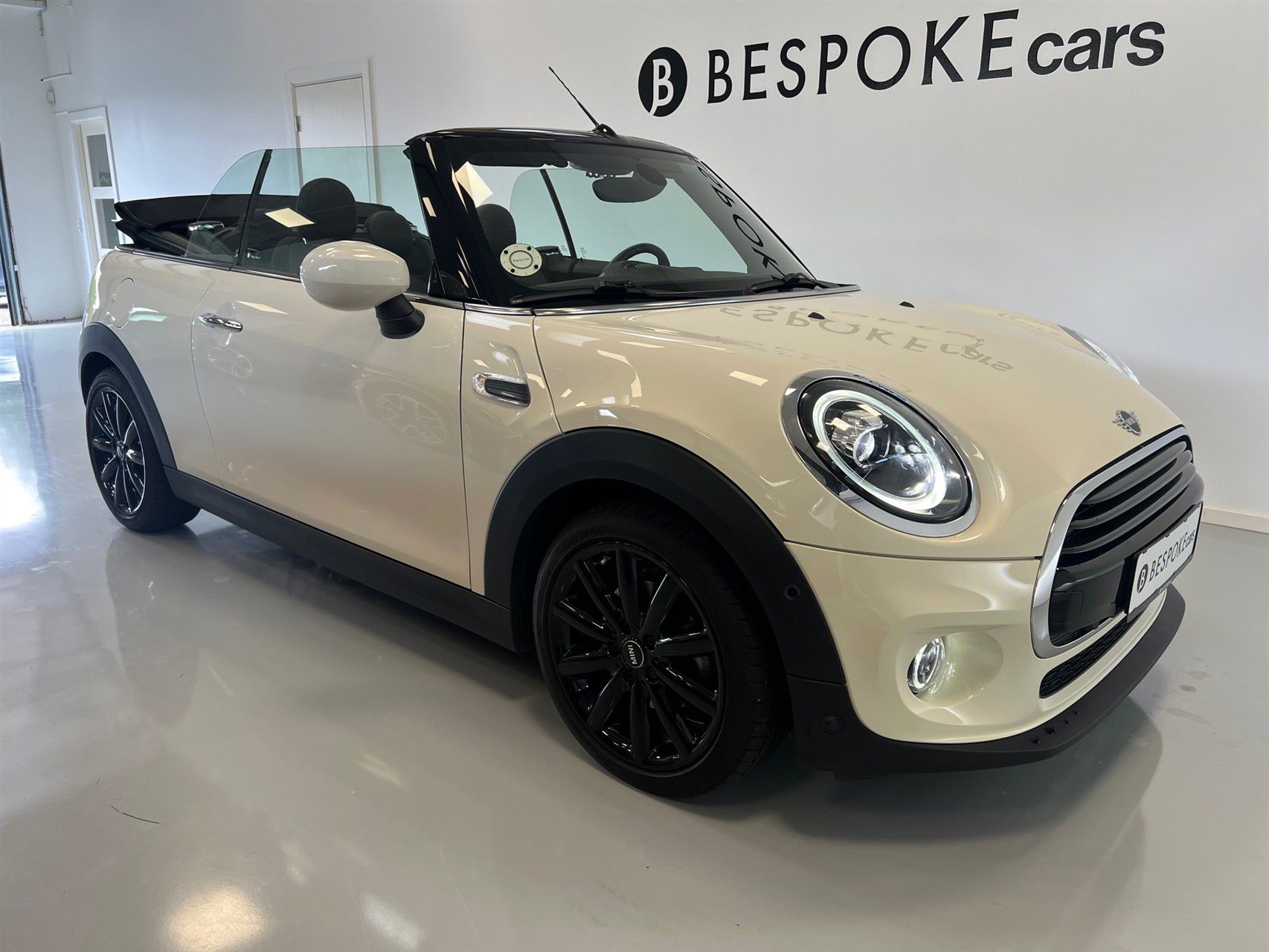 Billede af Mini Cooper 1,5 Essential Steptronic 136HK Cabr. 7g Aut.