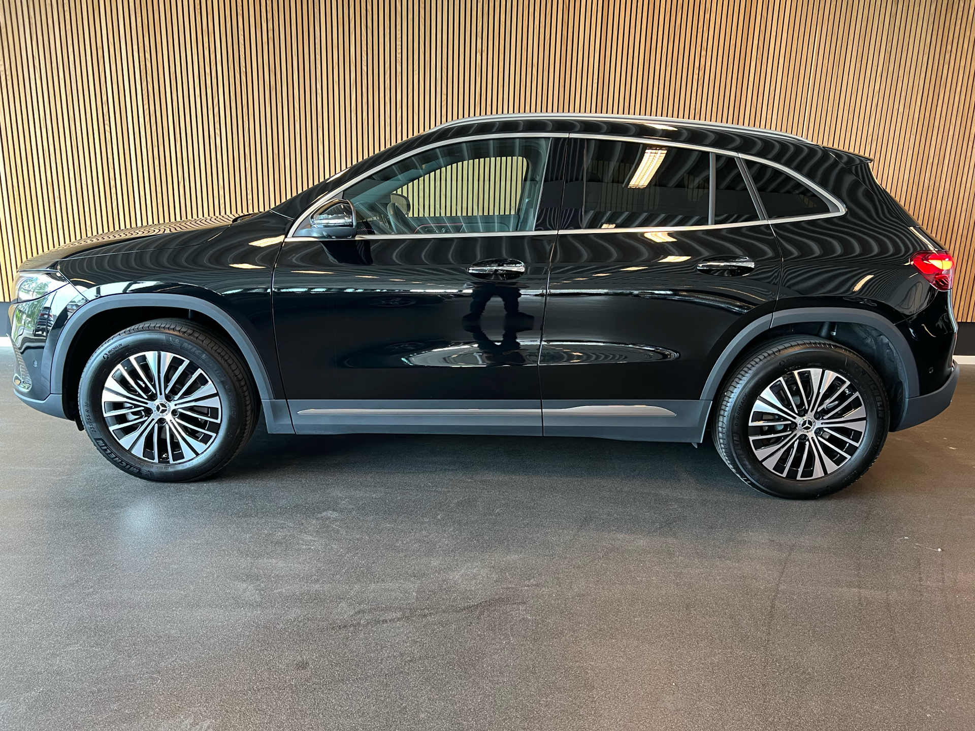 Billede af Mercedes-Benz EQA 250 EL Avantgarde 190HK 5d Aut.