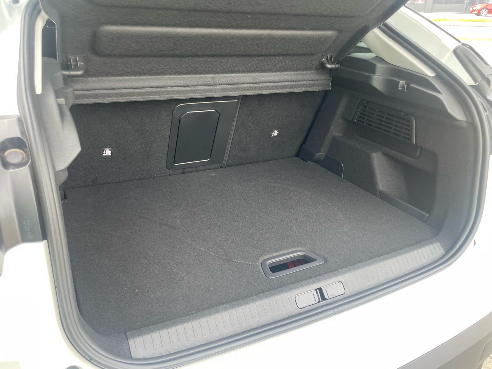 Billede af Citroën e-C4 EL Shine 136HK 5d Aut.