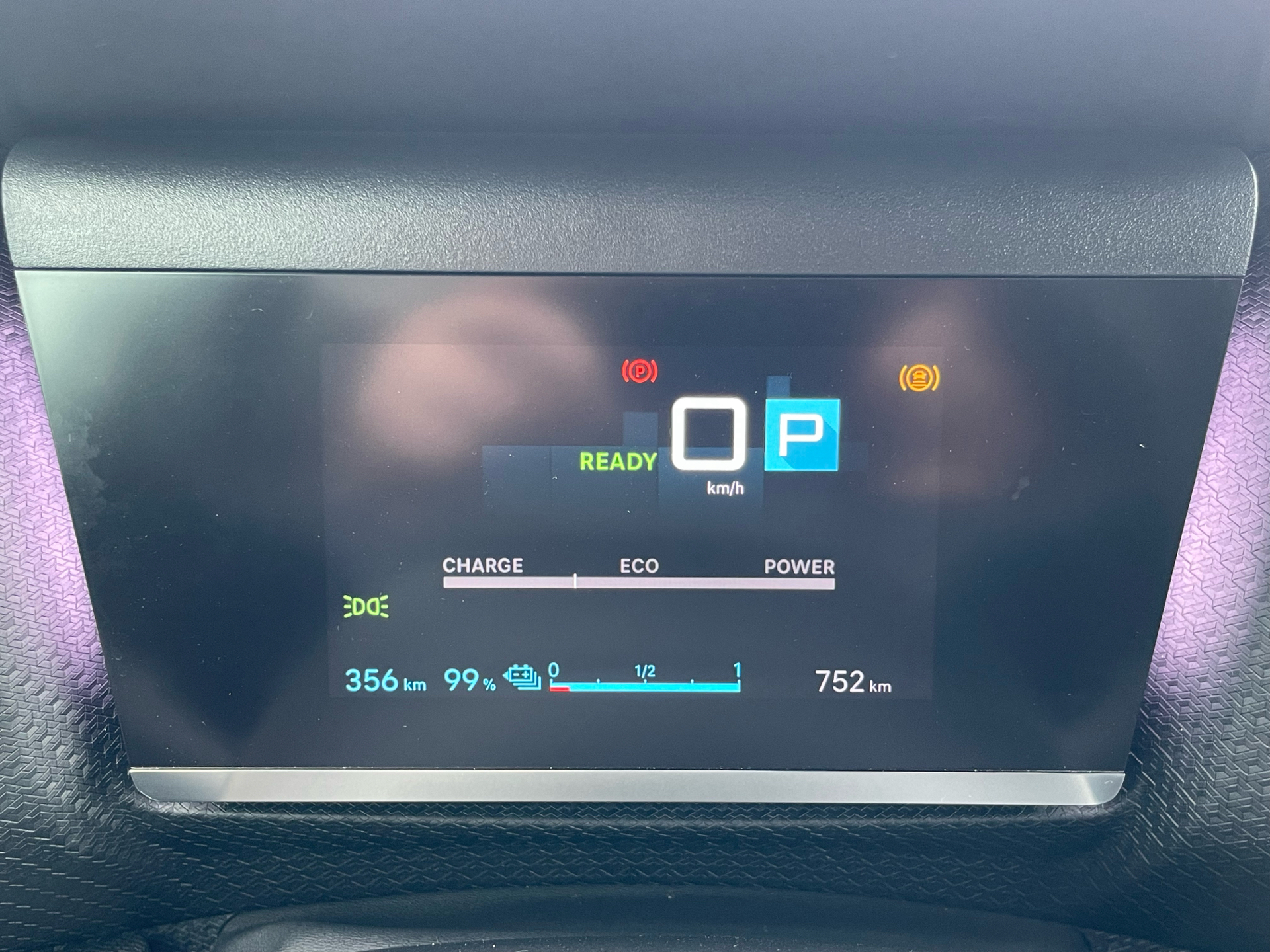 Billede af Citroën e-C4 EL Shine 136HK 5d Aut.