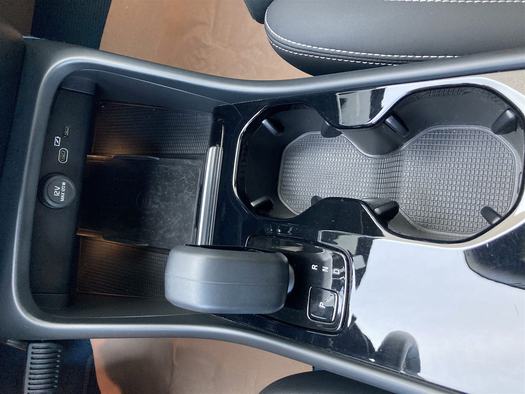 Billede af Volvo C40 P8 Recharge Twin Ultimate AWD 408HK 4d Aut.
