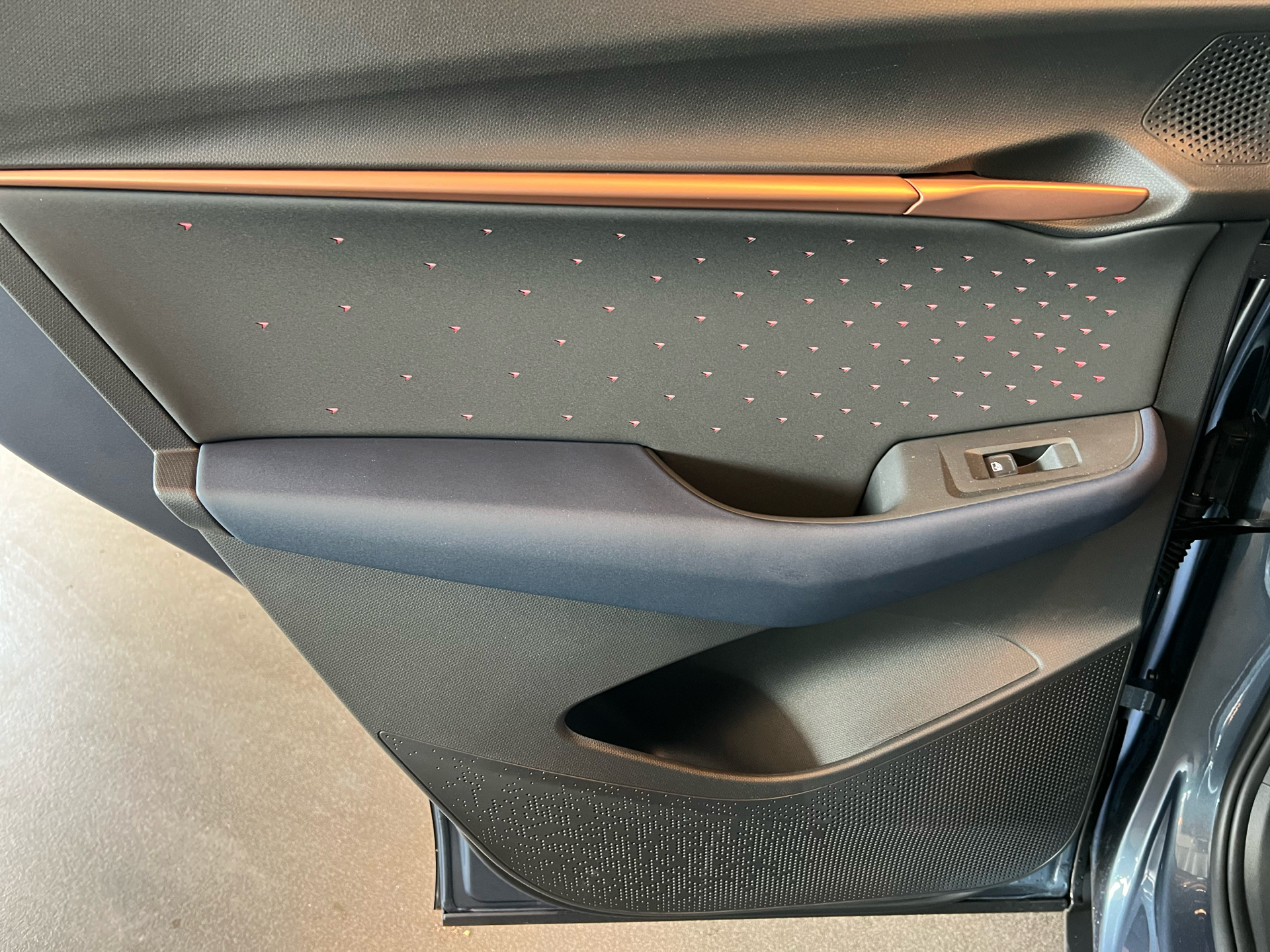 Billede af Cupra Tavascan EL VZ Adrenaline 4X4 340HK 5d Aut.