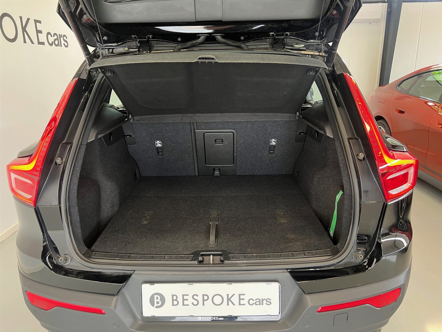 Billede af Volvo XC40 P8 Recharge Twin Plus AWD 408HK 5d Aut.