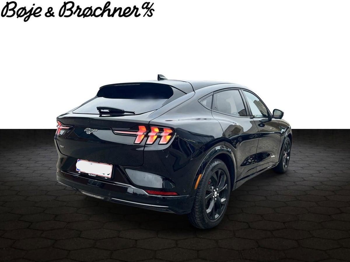 Billede af Ford Mustang Mach-E EL UR Premium AWD 351HK 5d Aut.