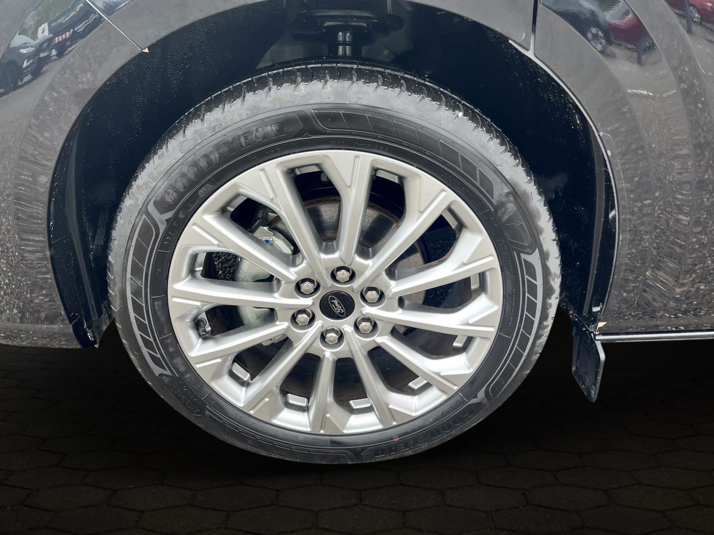Billede af Ford Tourneo Custom 320 L2H1 2,0 EcoBlue Titanium 170HK 8g Aut.