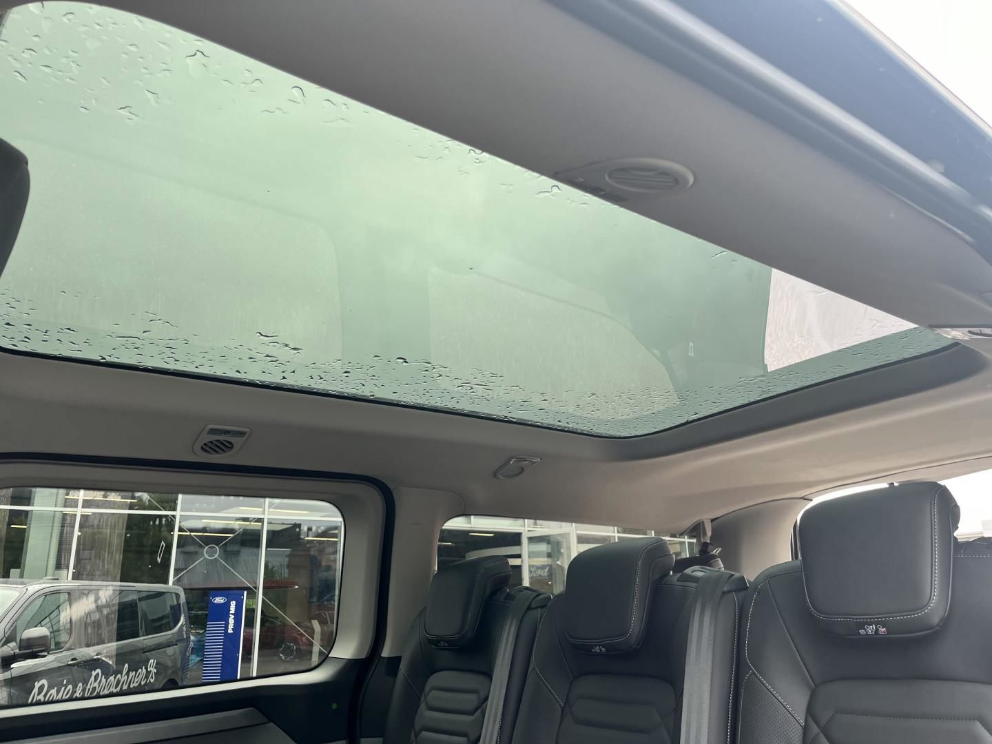Billede af Ford Tourneo Custom 320 L2H1 2,0 EcoBlue Titanium 170HK 8g Aut.