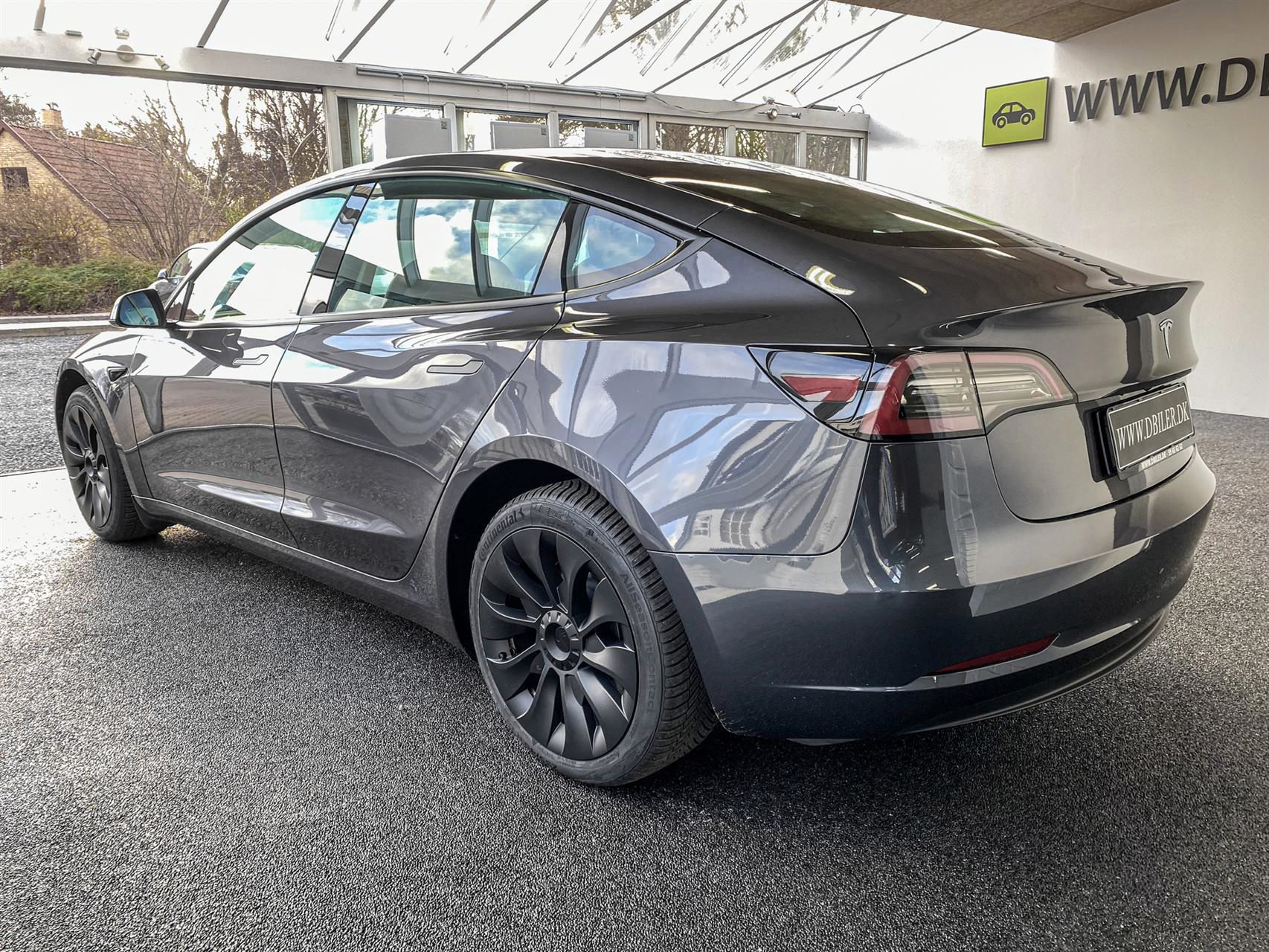 Billede af Tesla Model 3 EL Standard Range 283HK Aut.