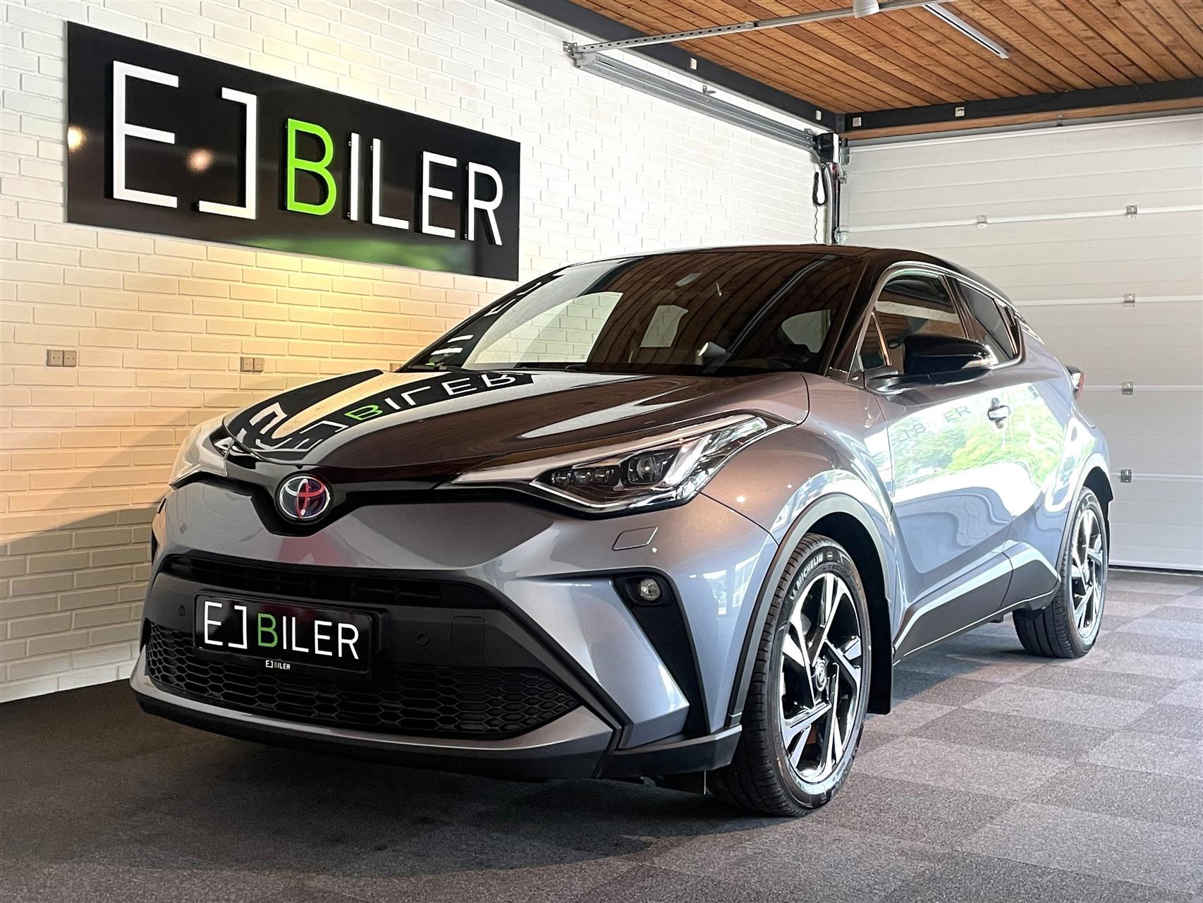 Billede af Toyota C-HR 1,8 Hybrid C-LUB Premium Multidrive S 122HK 5d Aut.