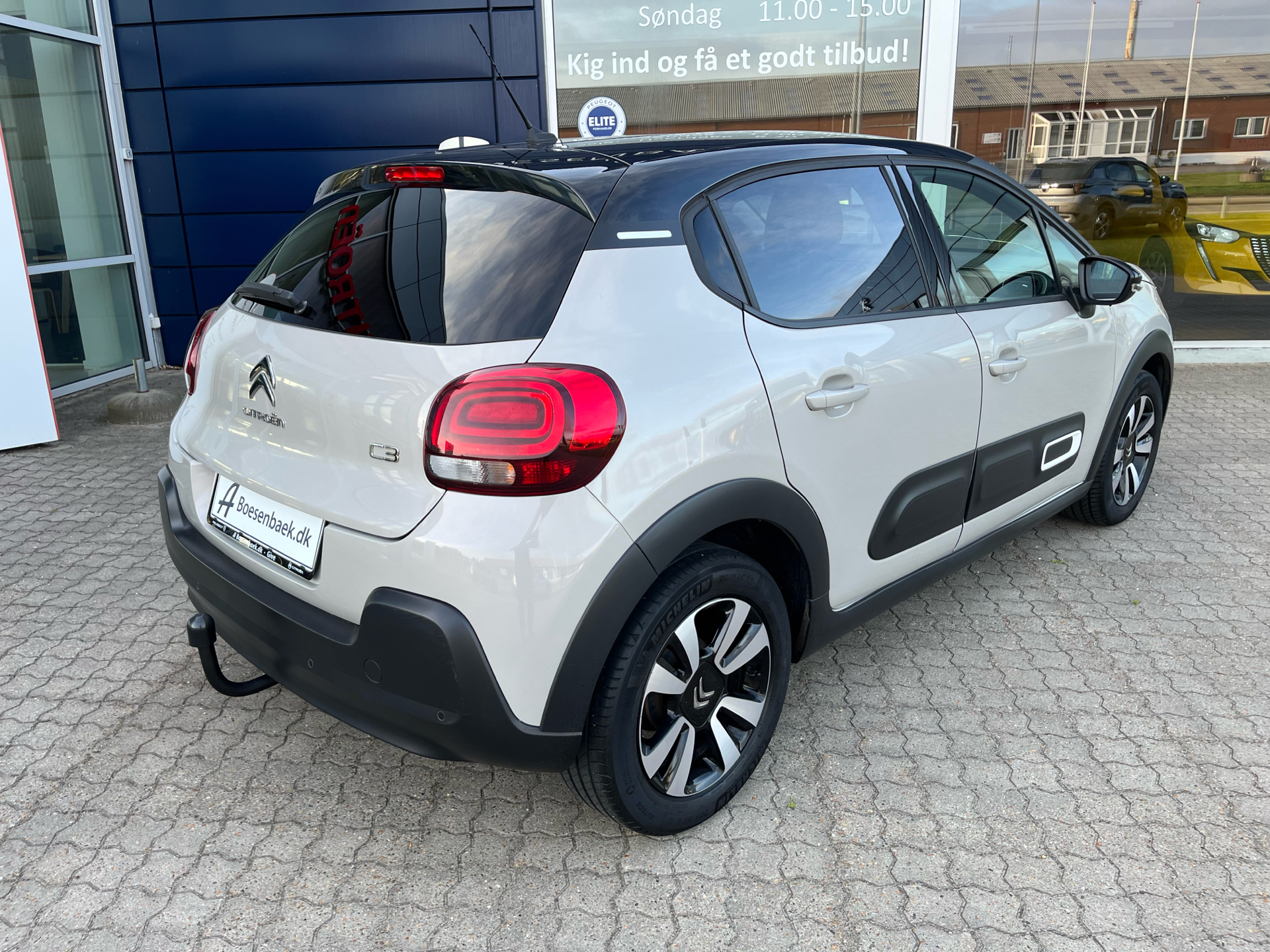 Billede af Citroën C3 1,2 PureTech Shine Ltd. 83HK 5d