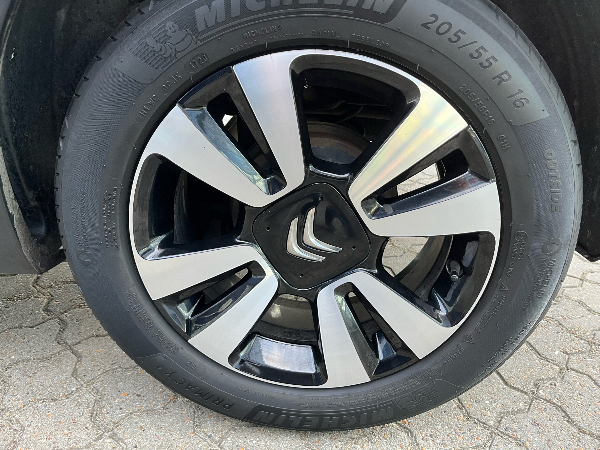 Billede af Citroën C3 1,2 PureTech Shine Ltd. 83HK 5d