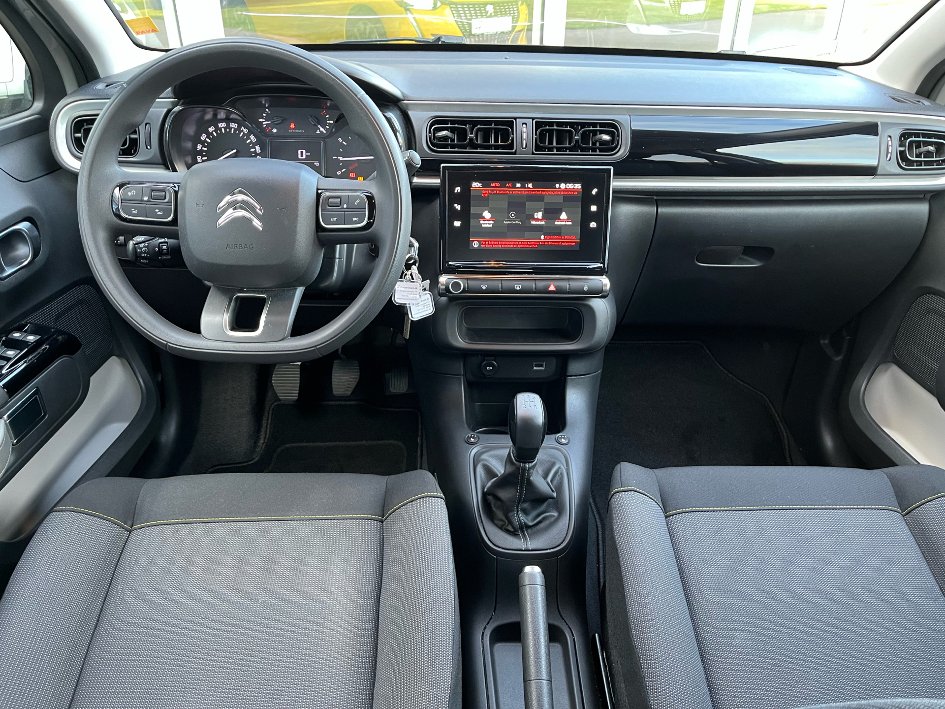 Billede af Citroën C3 1,2 PureTech Shine Ltd. 83HK 5d